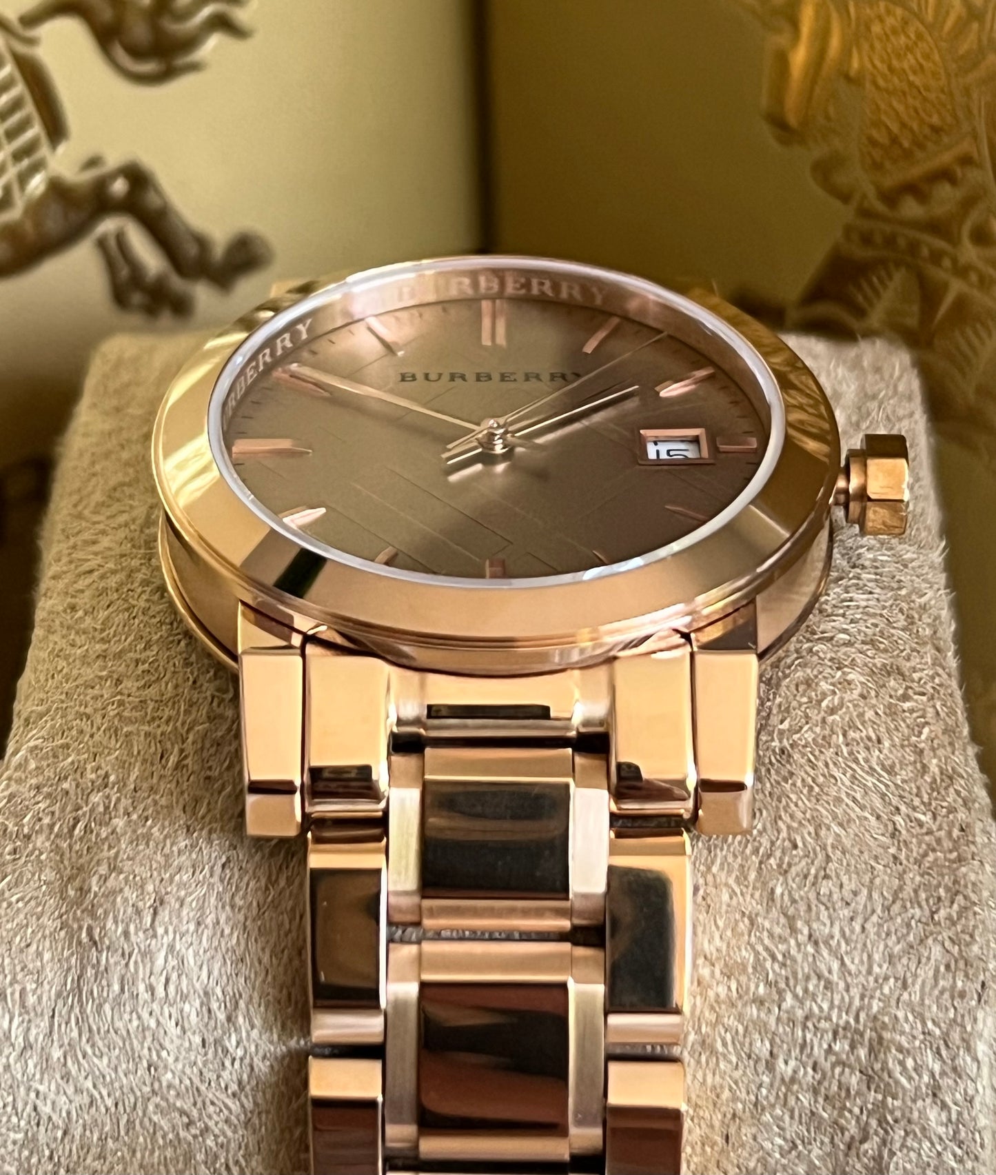 Burberry Women’s The City Rose Dial Rose Gold-Tone Watch