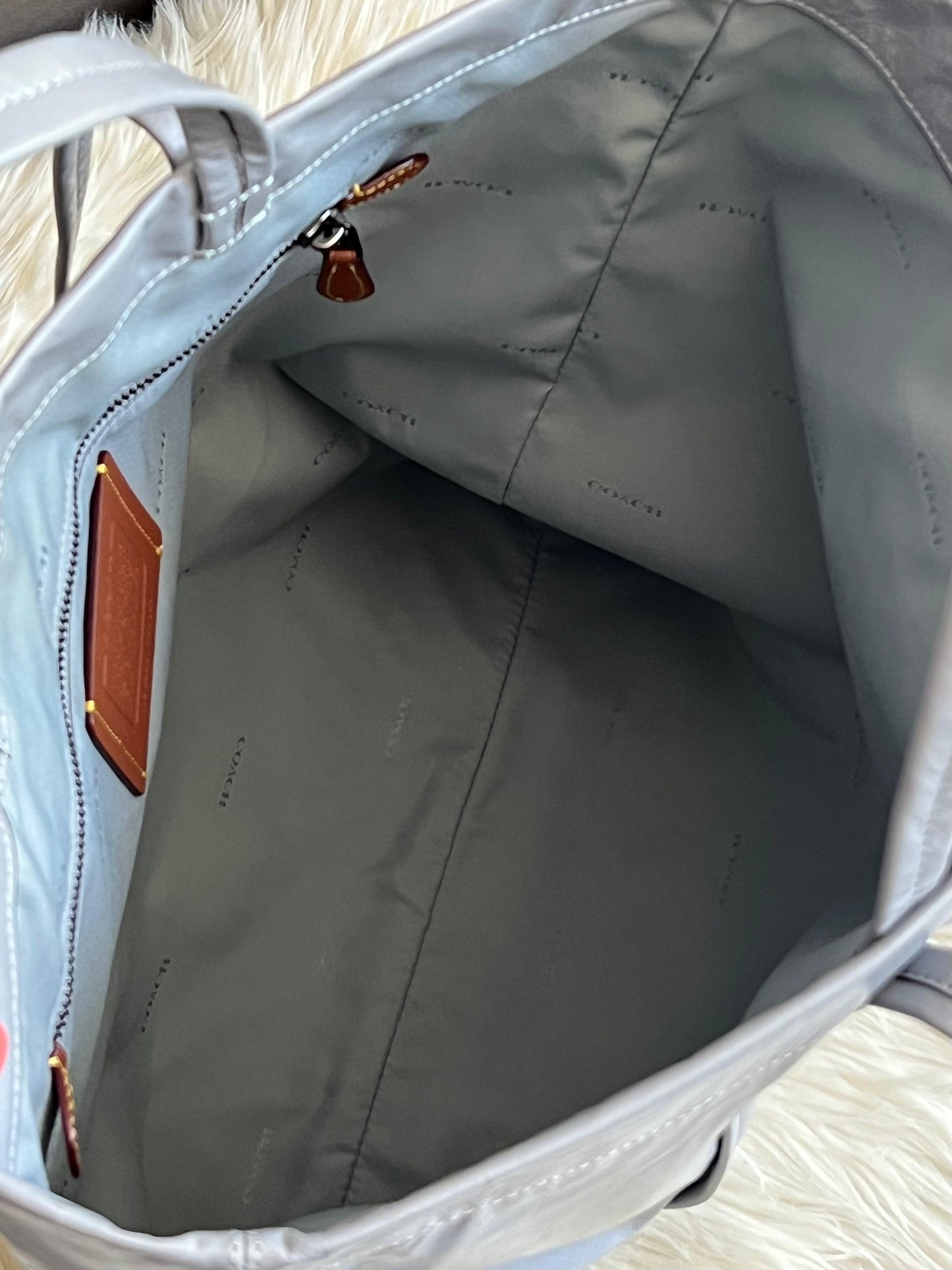 Coach Hall Tote 33