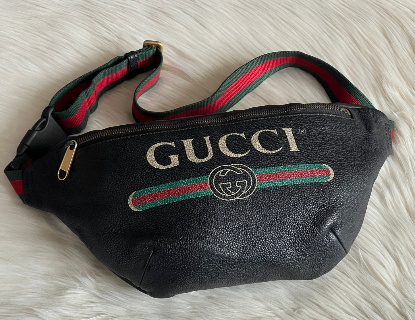Gucci Logo Print Leather Belt Bag