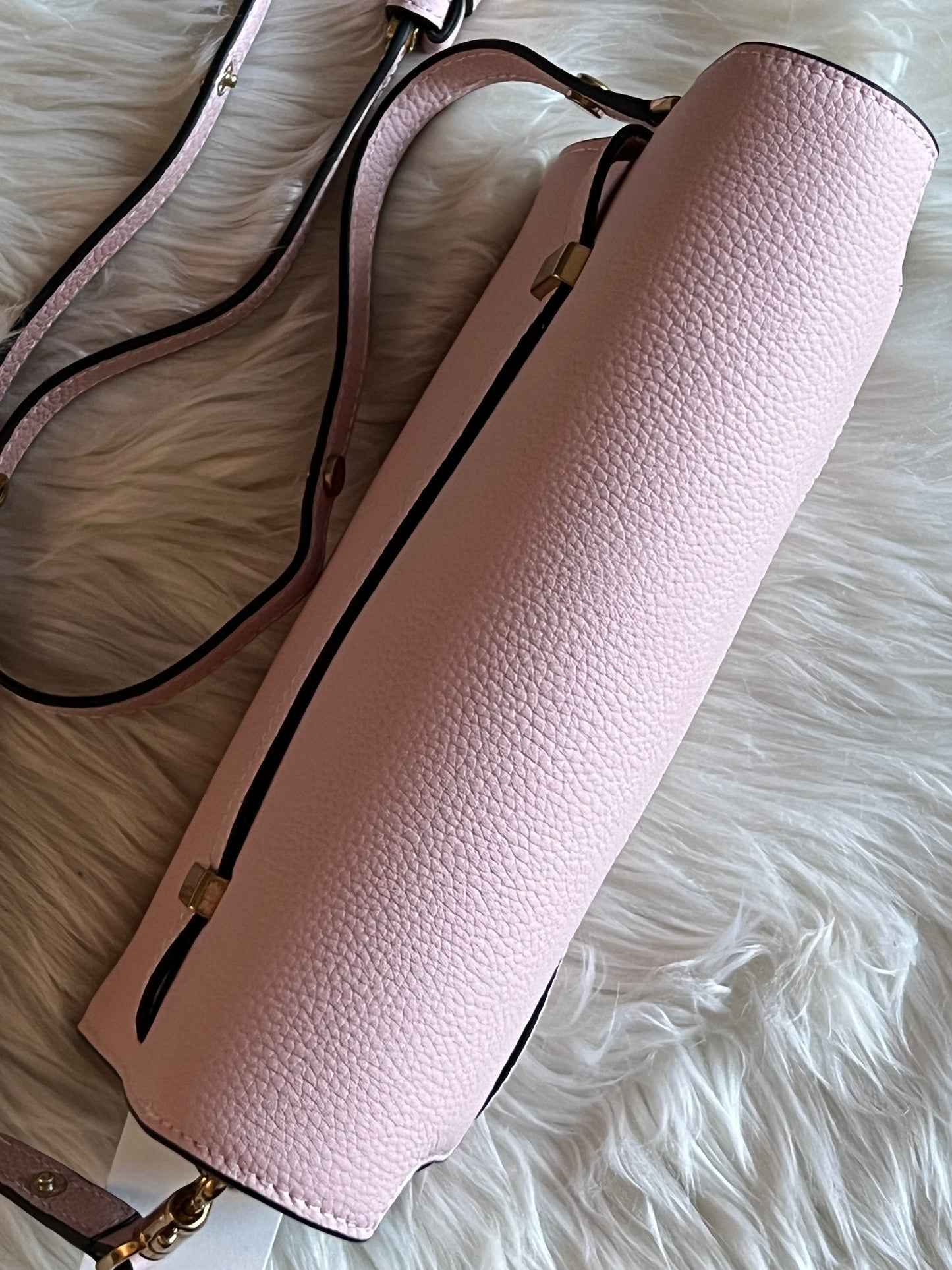 Tory Burch Lee Radziwill Pebbled Shoulder Bag