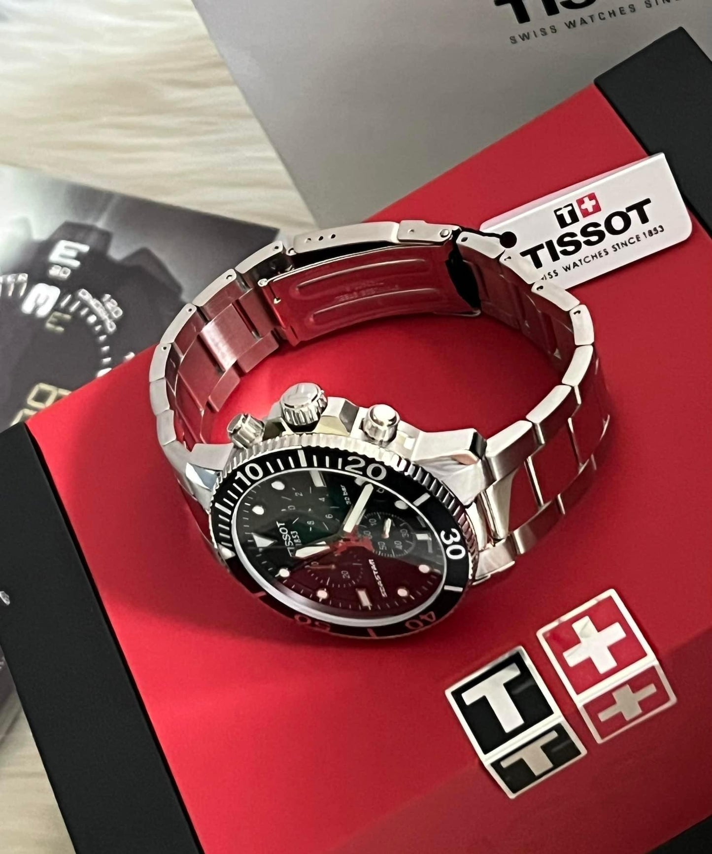 Tissot Men’s Seastar 1000 Quartz Chronograph Watch