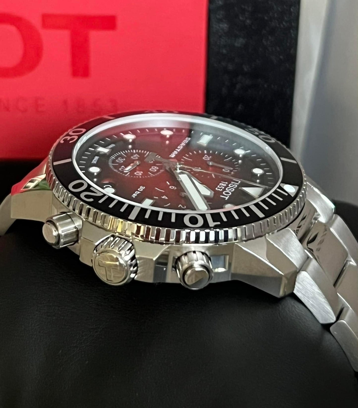 Tissot Men’s Seastar 1000 Quartz Chronograph Watch