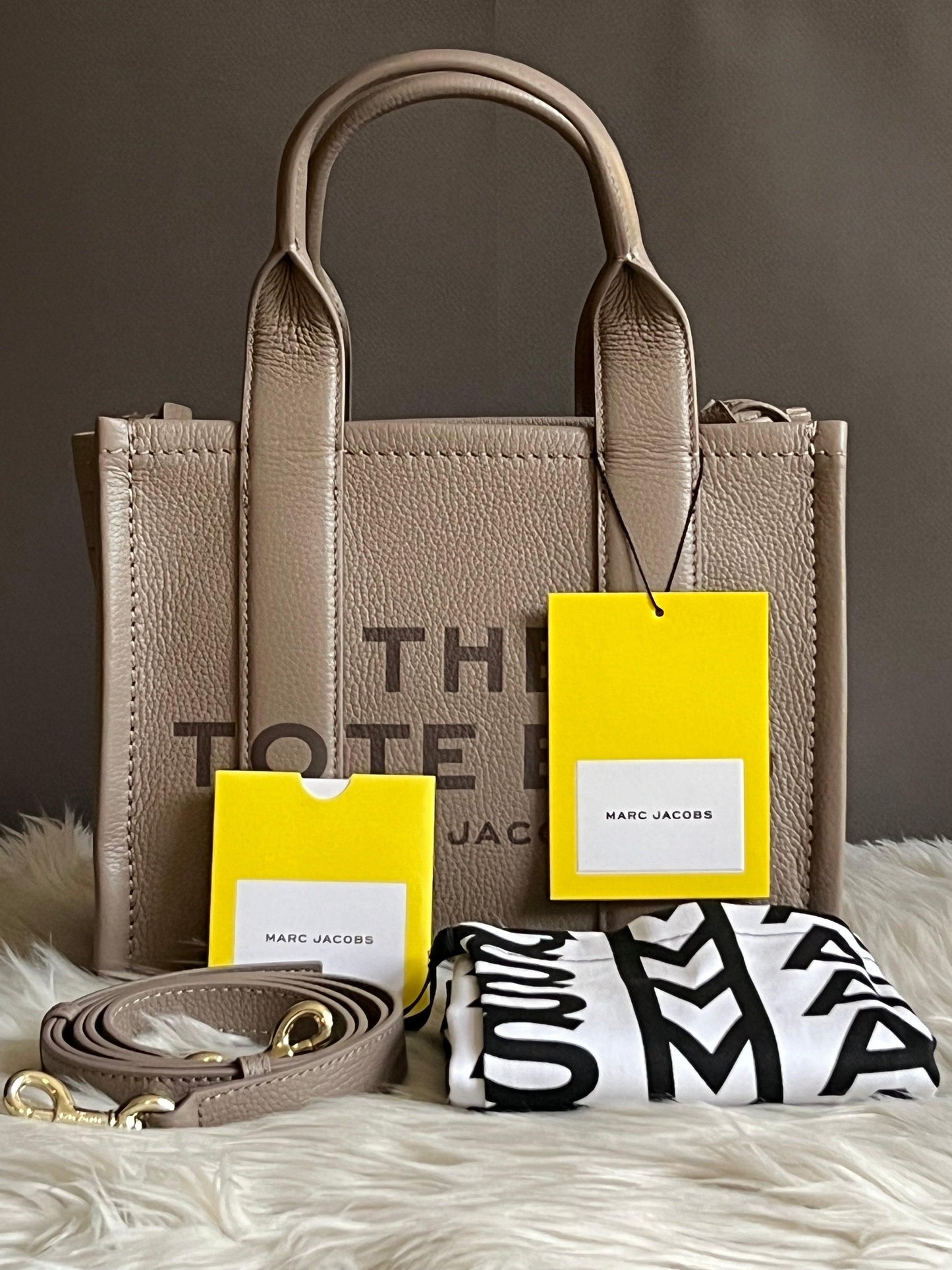 Marc Jacobs The Leather Mini Tote Bag