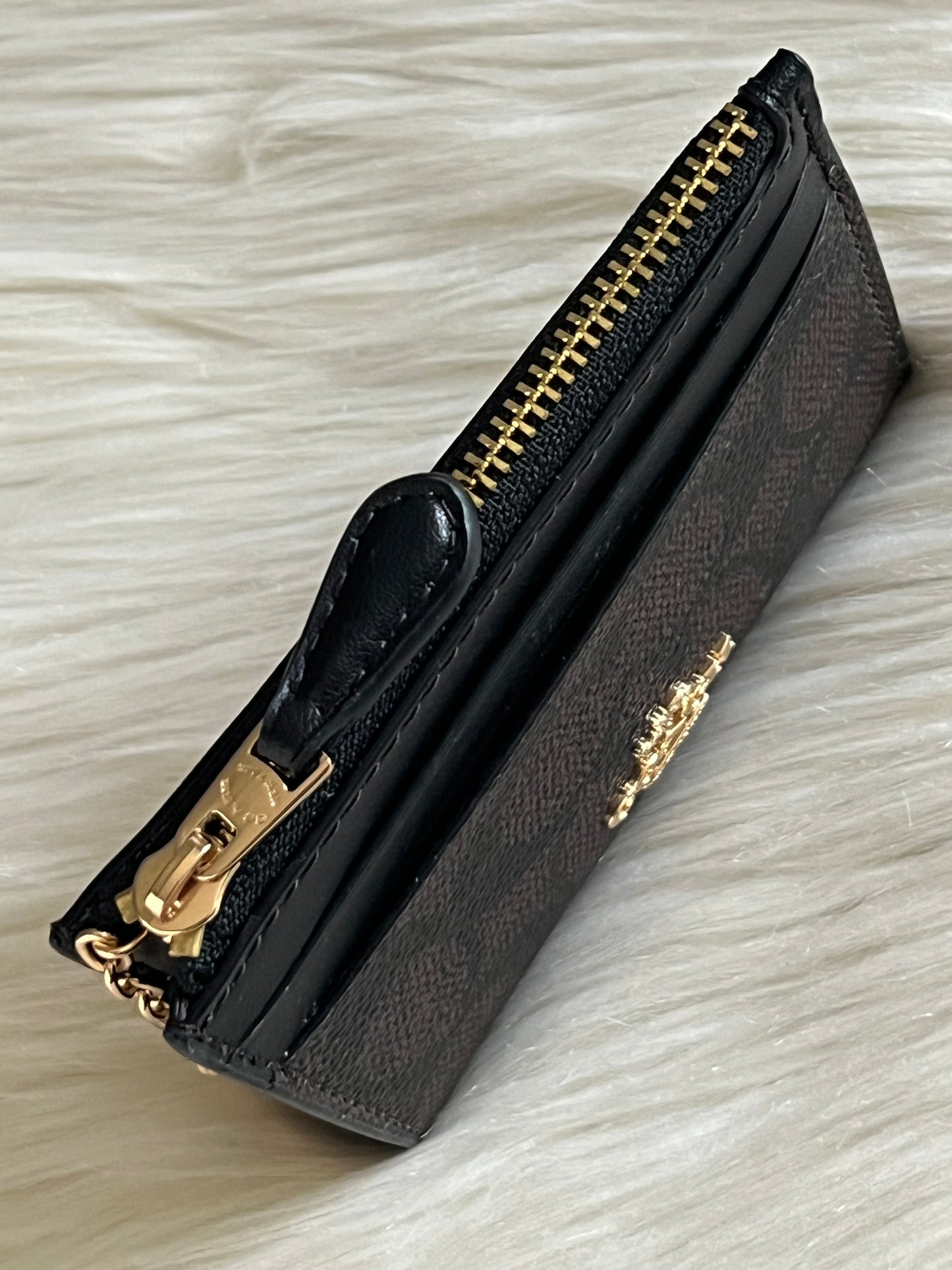 Mini Skinny Id Case In Signature Canvas