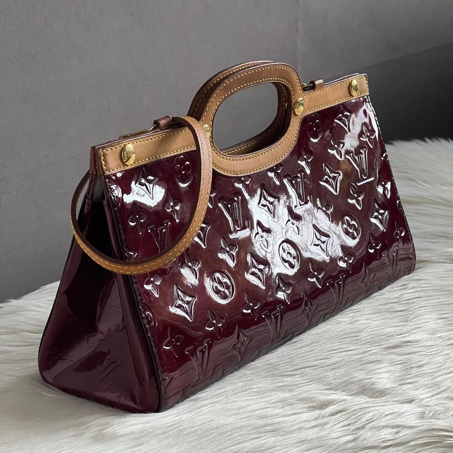 Louis Vuitton Roxbury Drive Bag