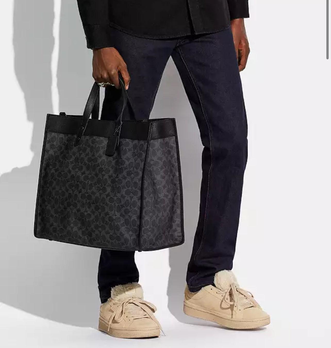 Coach Field Tote 40 in Signature Canvas