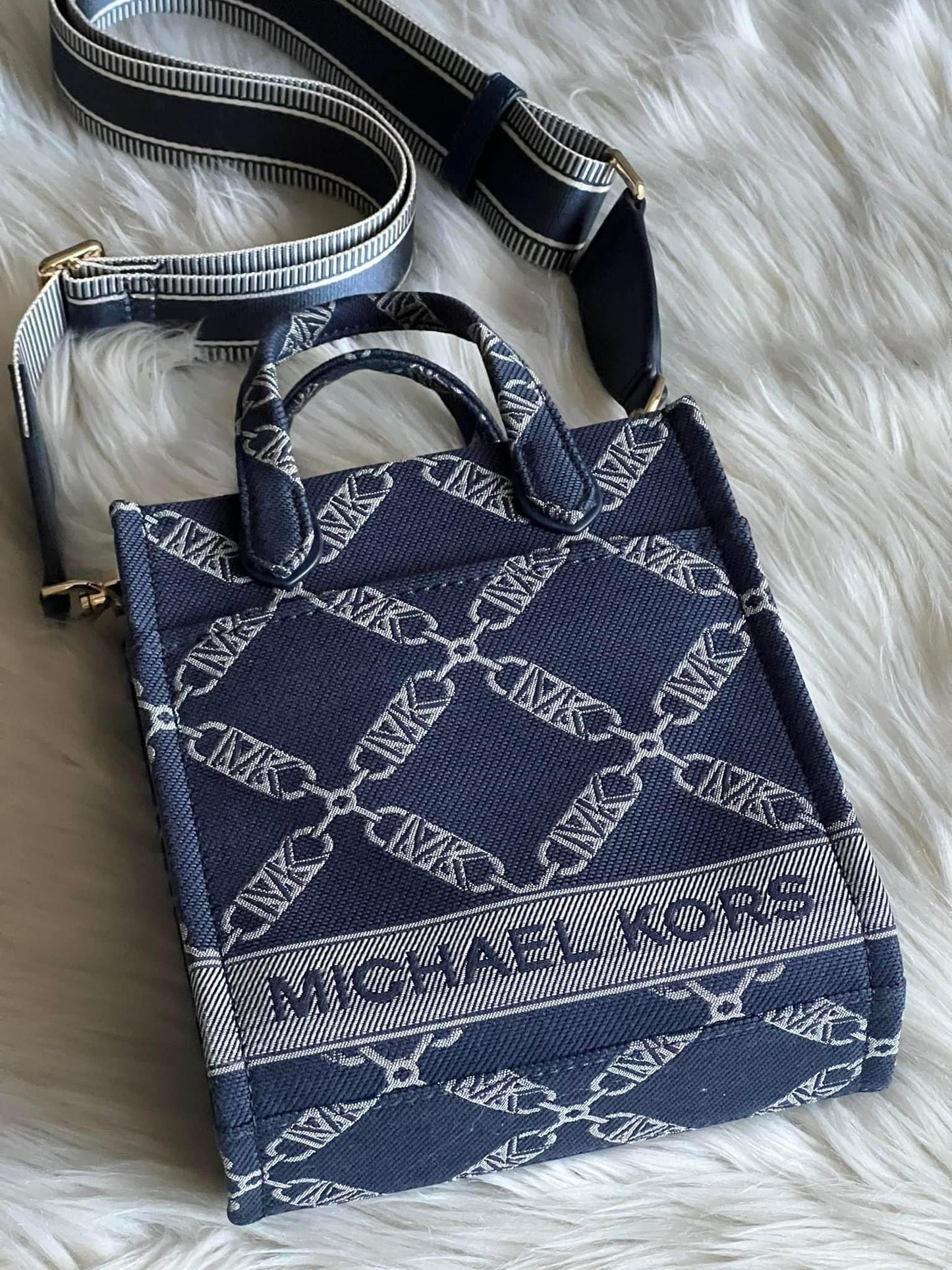 Michael Kors Gigi XS Shopper Tote Crossbody