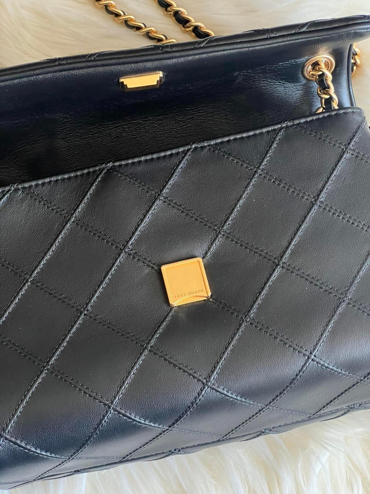Tory Burch Fleming Soft Convertible Shoulder Bag