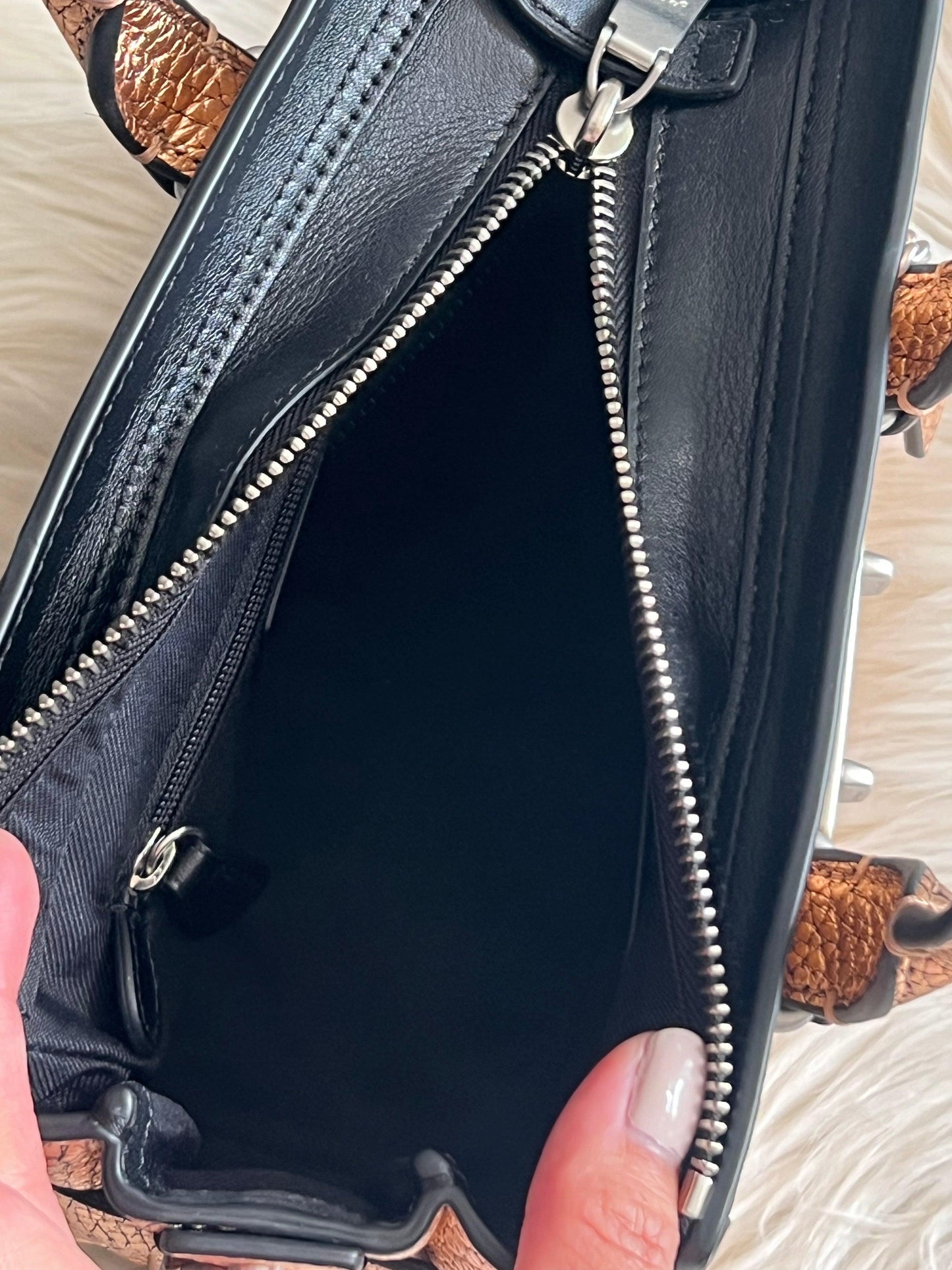 Coach Swagger 20 in Pebble Leather