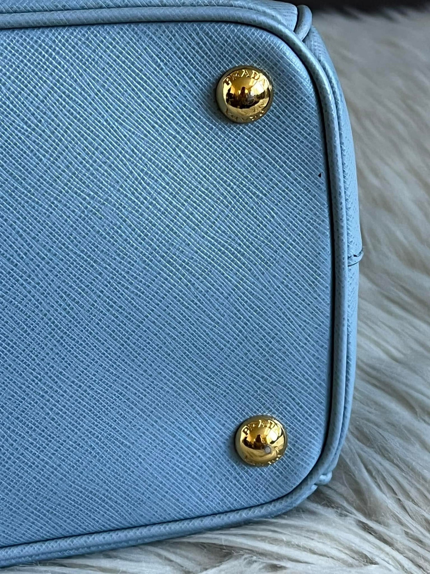 Prada Saffiano Lux Medium Galleria Zip Tote