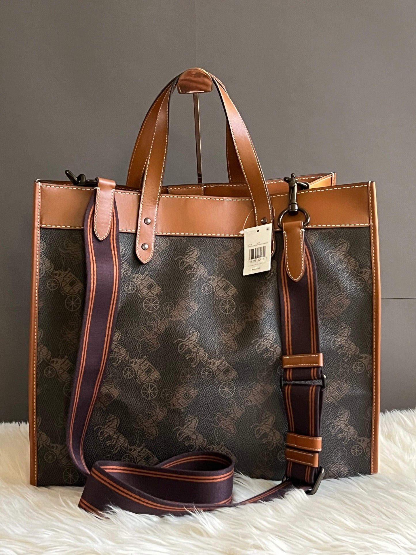 Coach Field Tote 40 with Large Horse and Carriage Print
