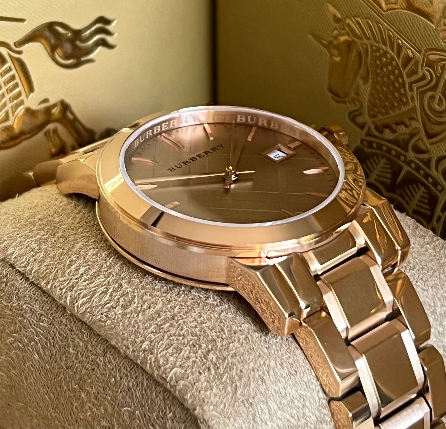 Burberry Women’s The City Rose Dial Rose Gold-Tone Watch