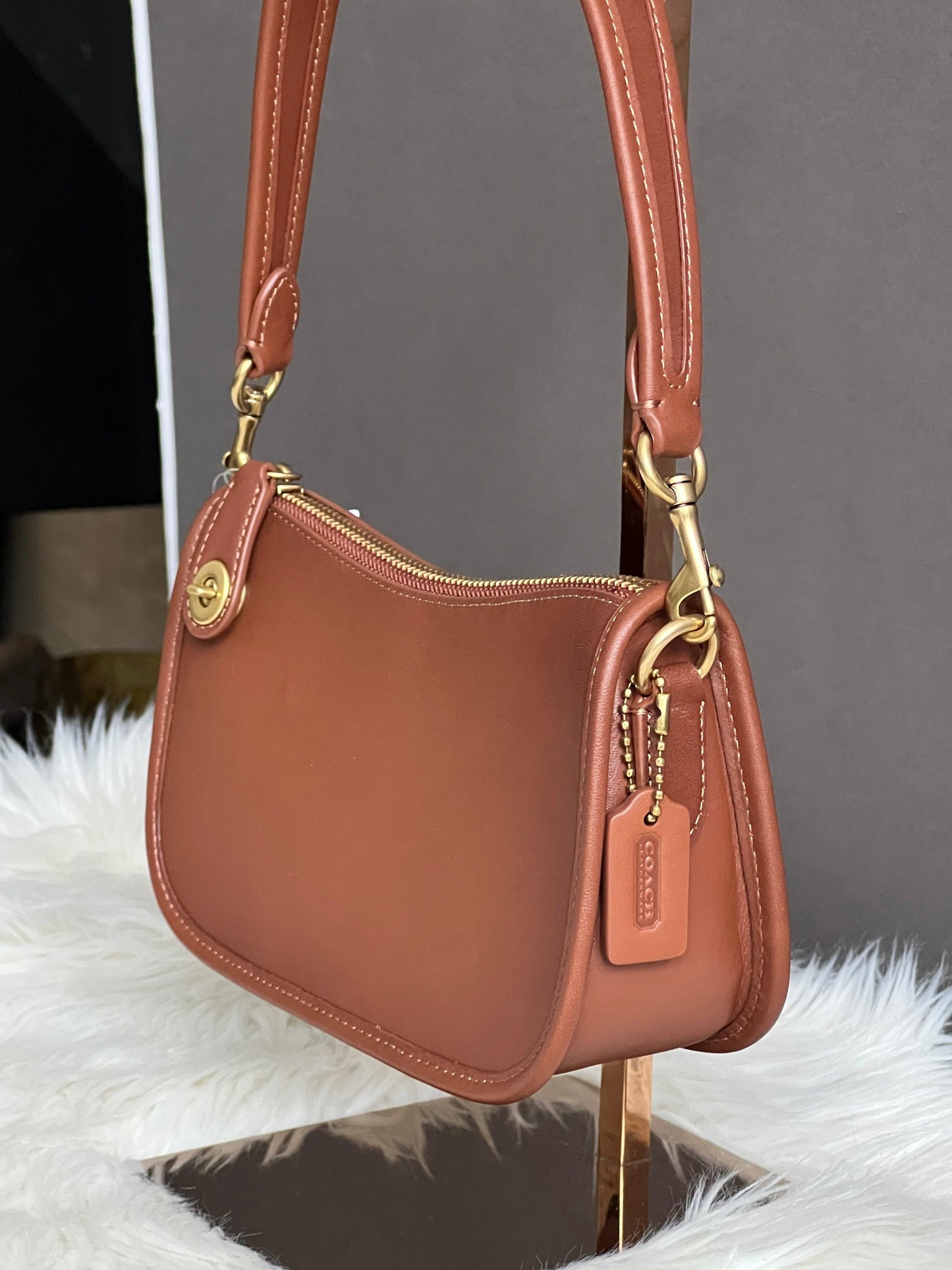 Coach Swinger 20