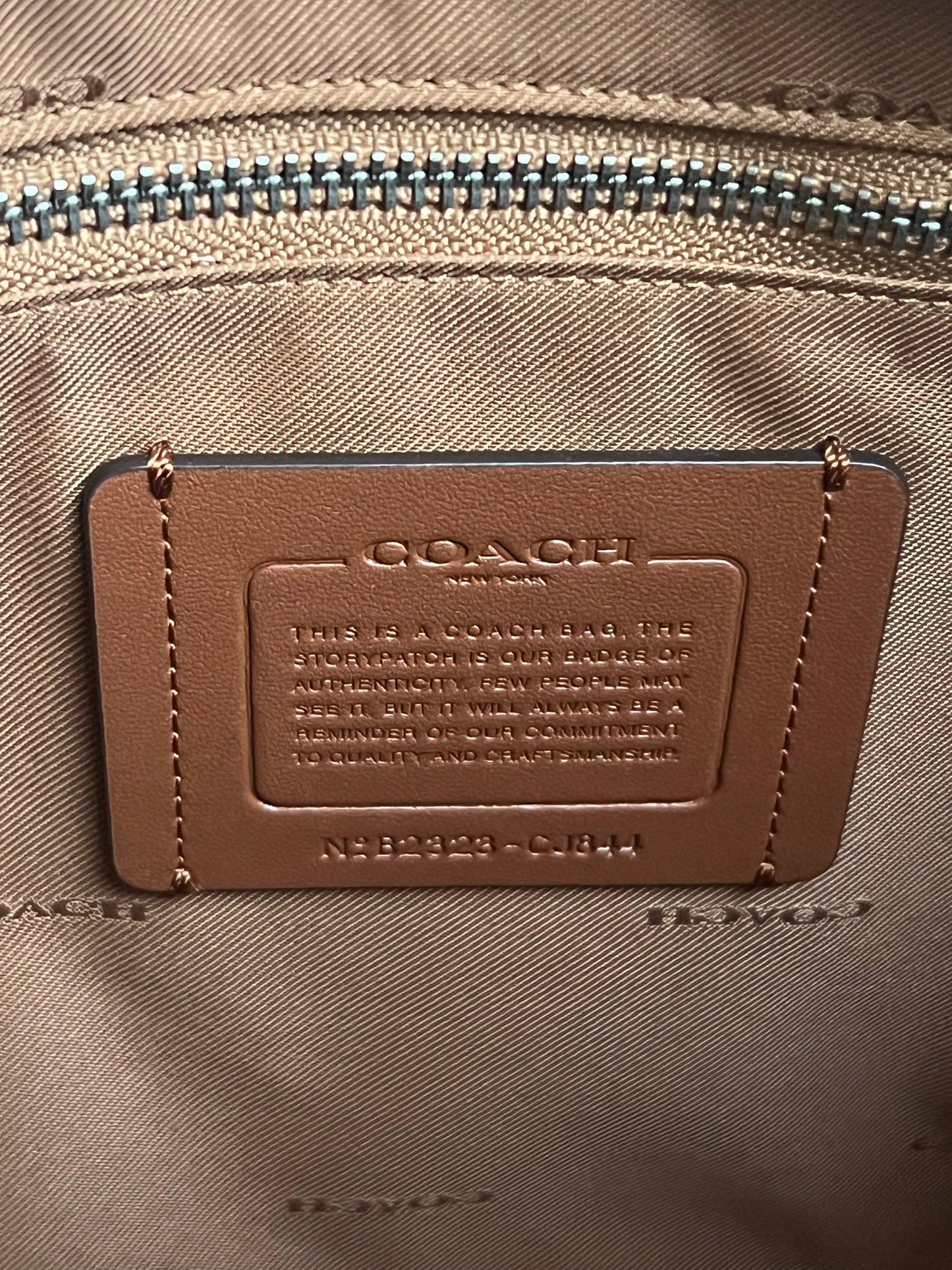 Coach Field Tote 40 with Signature Canvas Detail