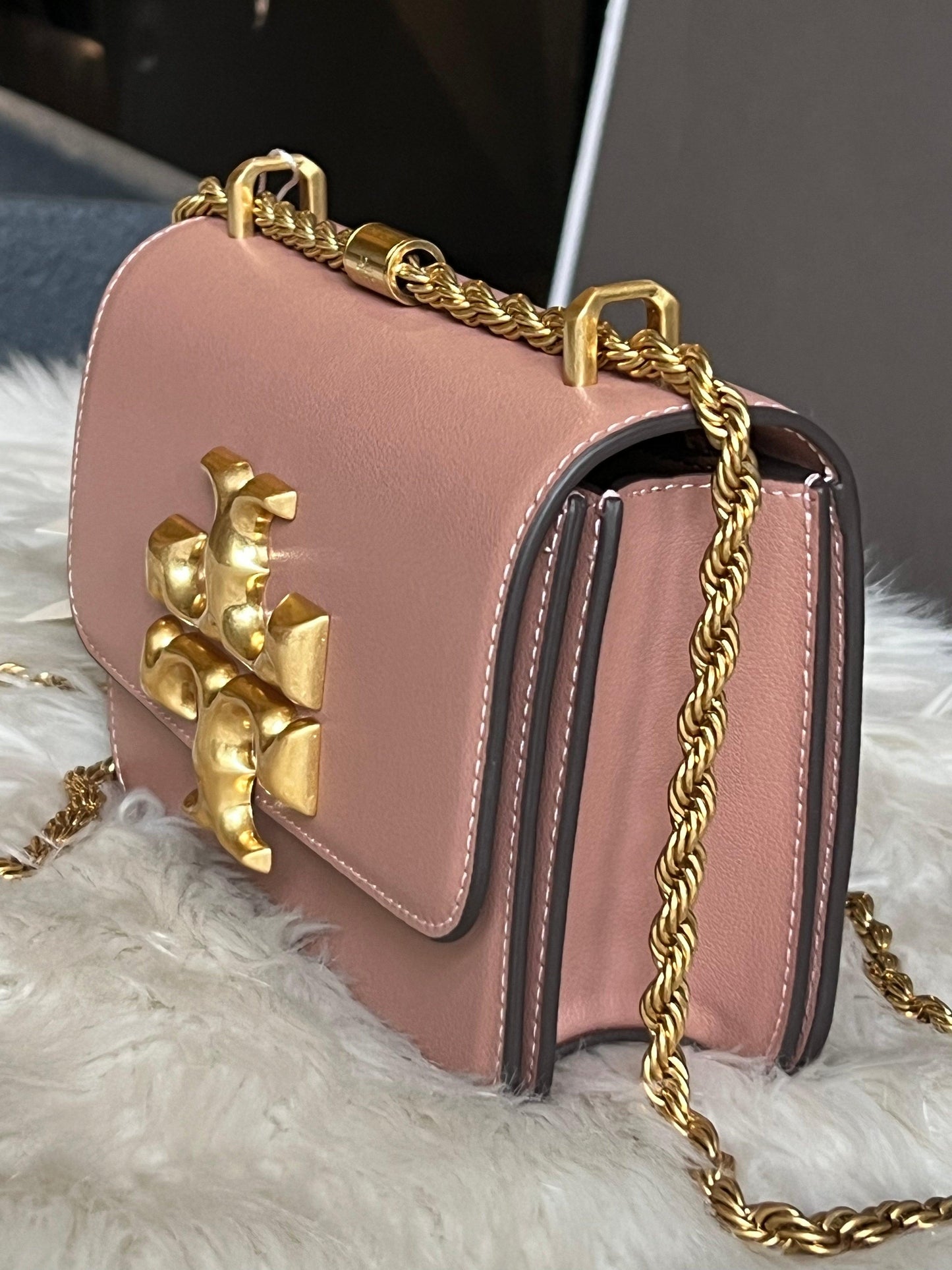 Tory Burch Eleanor Textured Small Convertible Shoulder Bag