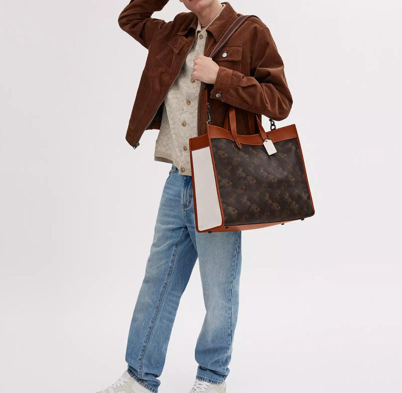 Coach Field Tote 40 with Large Horse and Carriage Print