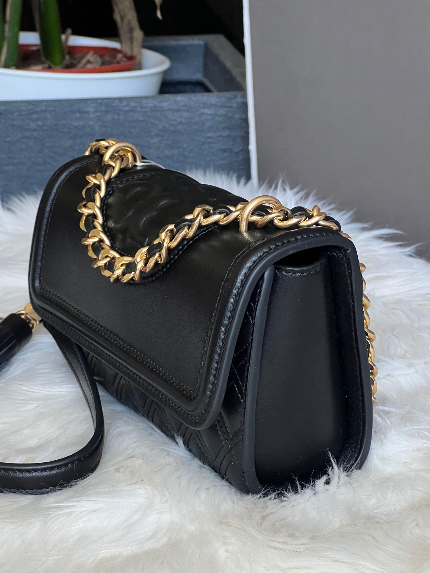 Tory Burch Small Fleming Convertible Shoulder Bag