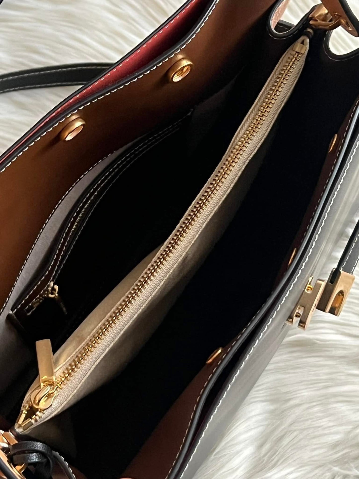 Tory Burch Lee Radziwill Double Bag