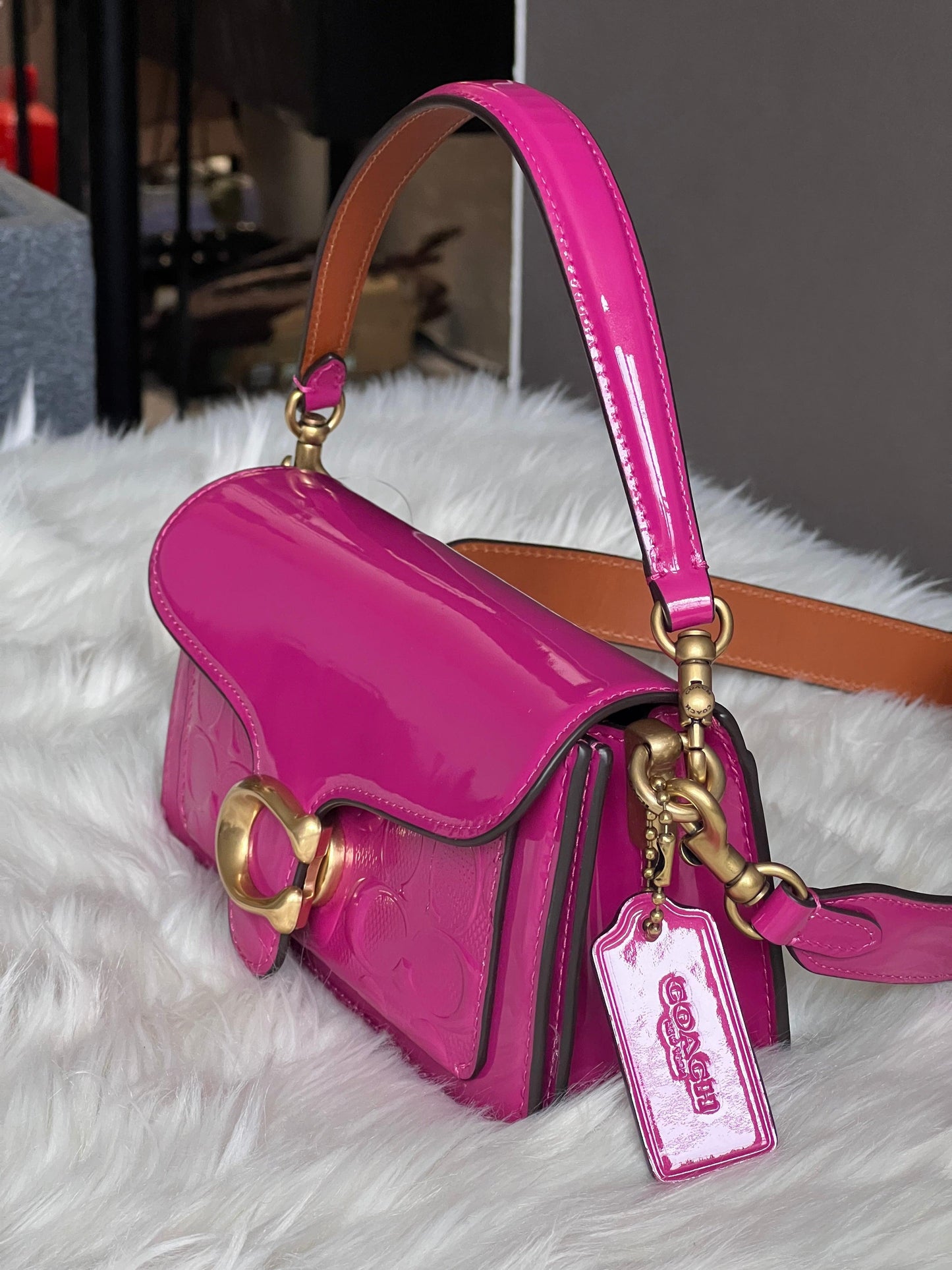 Coach Tabby Shoulder Bag 20 in Signature Leather