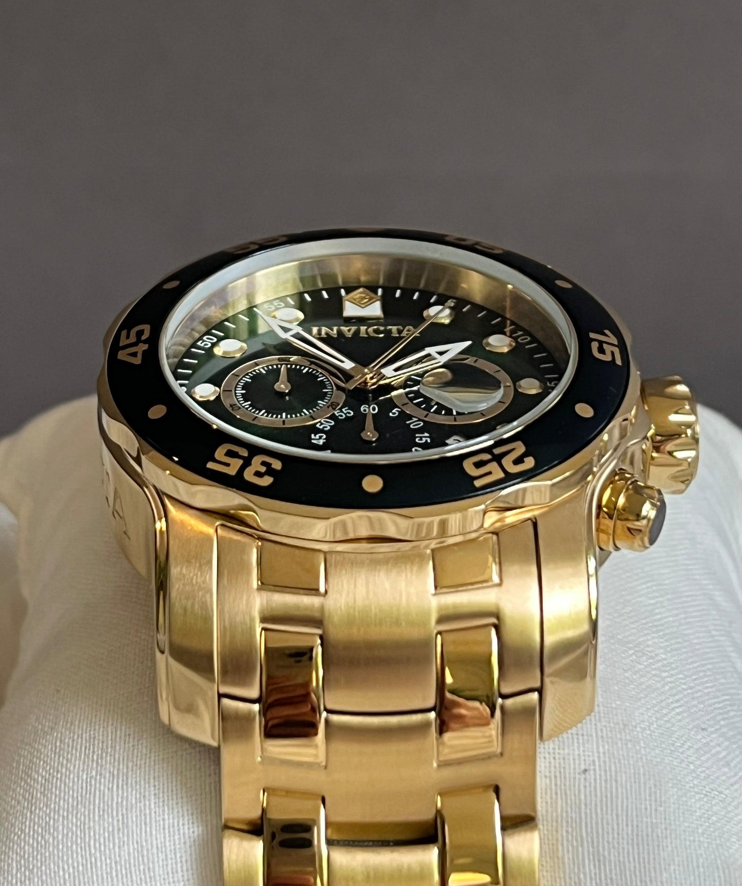 Invicta Pro Diver Scuba Men’s Watch