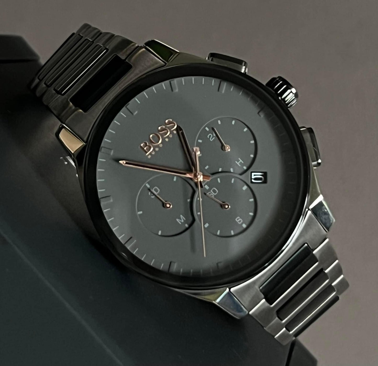 Hugo Boss Men’s Peak Chronograph Watch in Rose Gold Dial