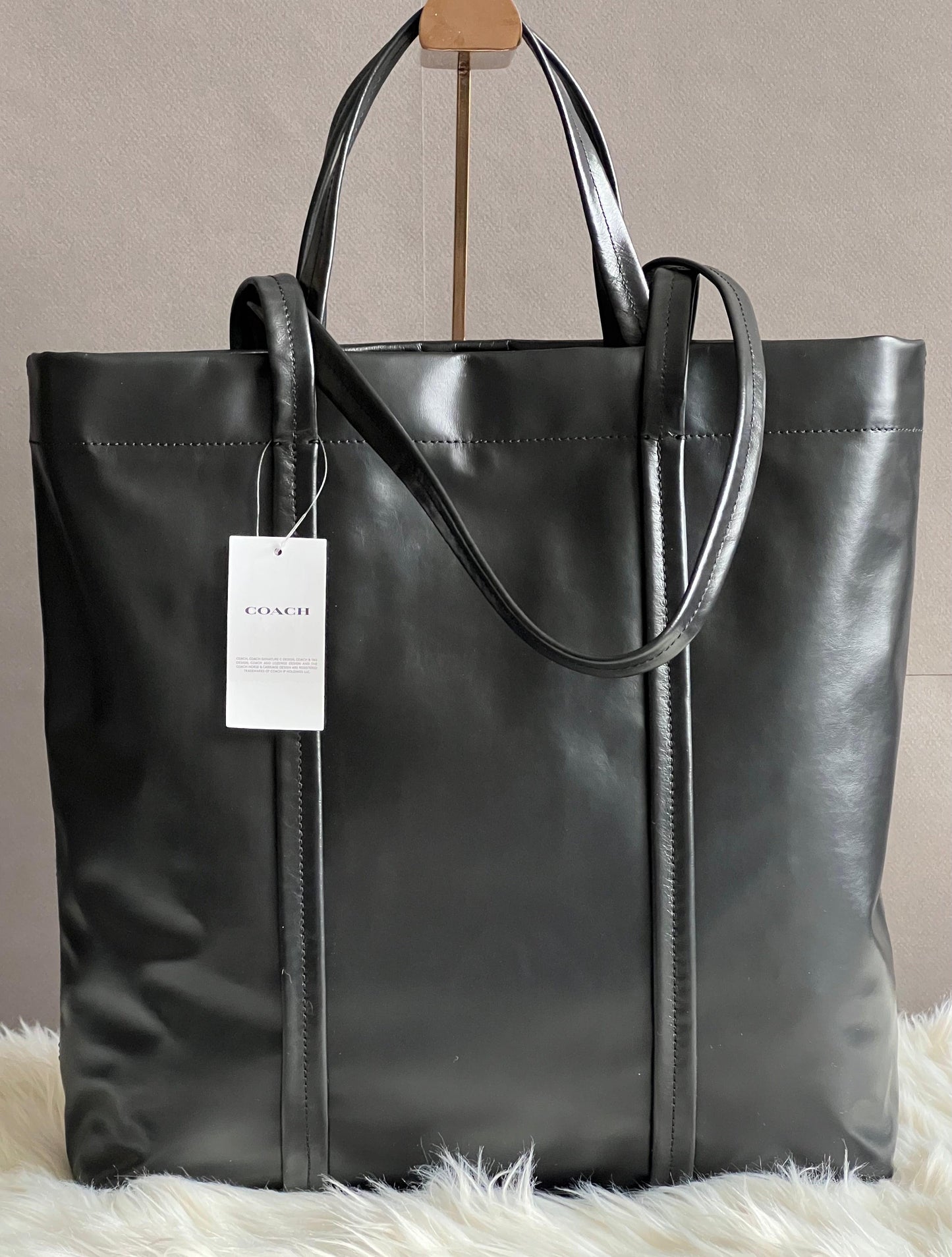 Coach Hall Tote 33