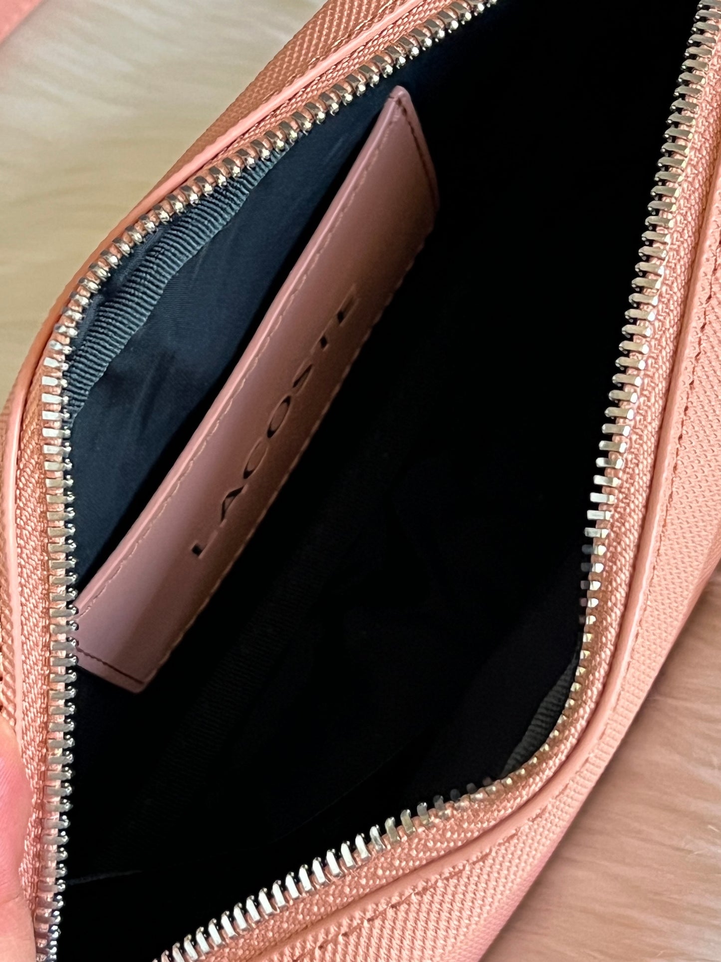Lacoste Women's Daily City Messenger Bag
