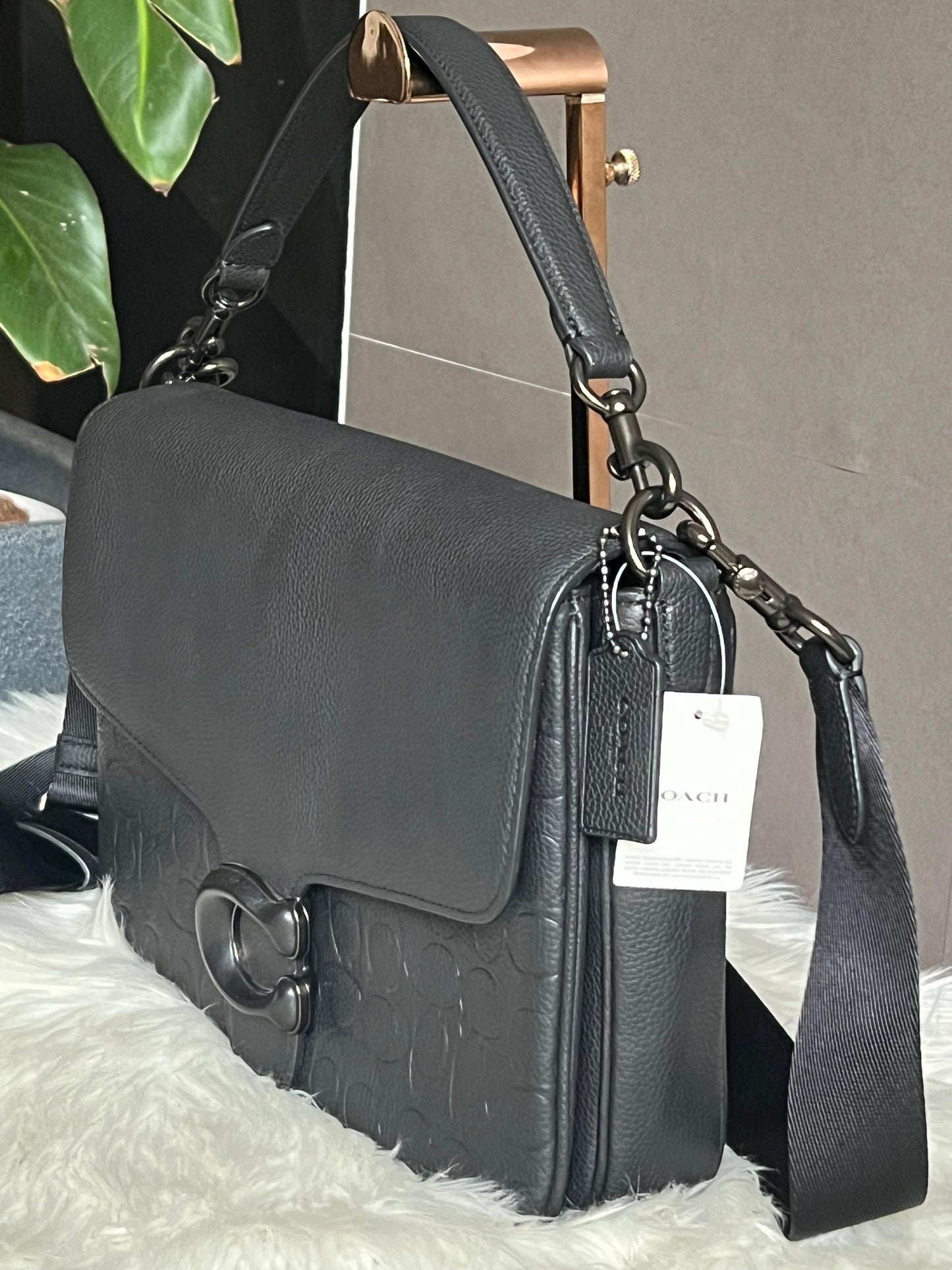 Coach Soft Tabby Messenger in Signature Leather