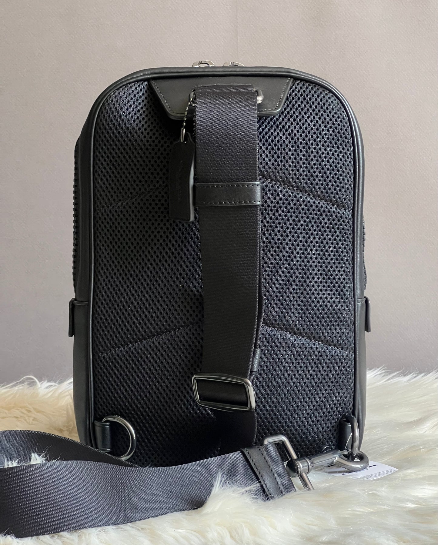 Coach Track Pack