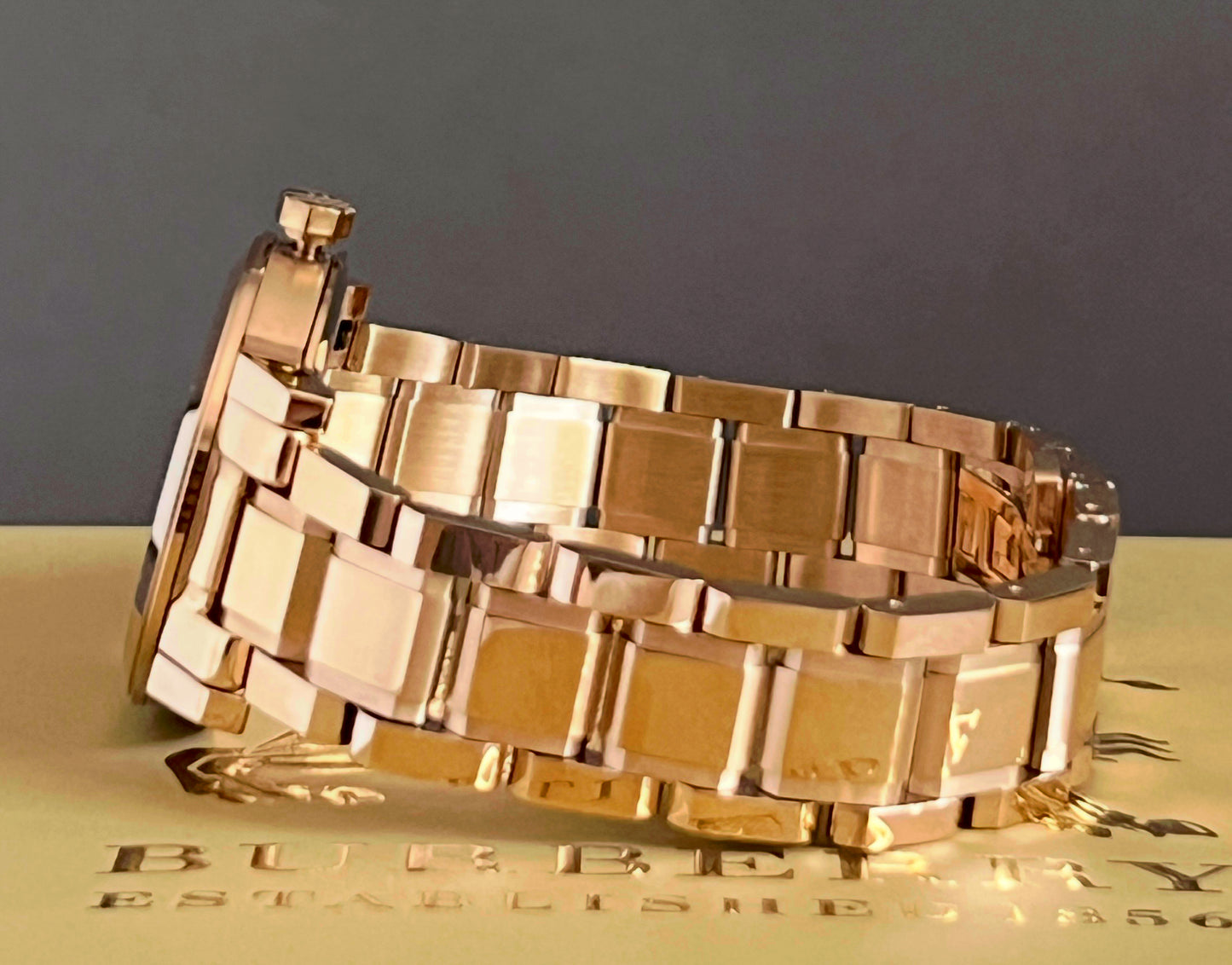 Burberry Women’s The City Rose Dial Rose Gold-Tone Watch
