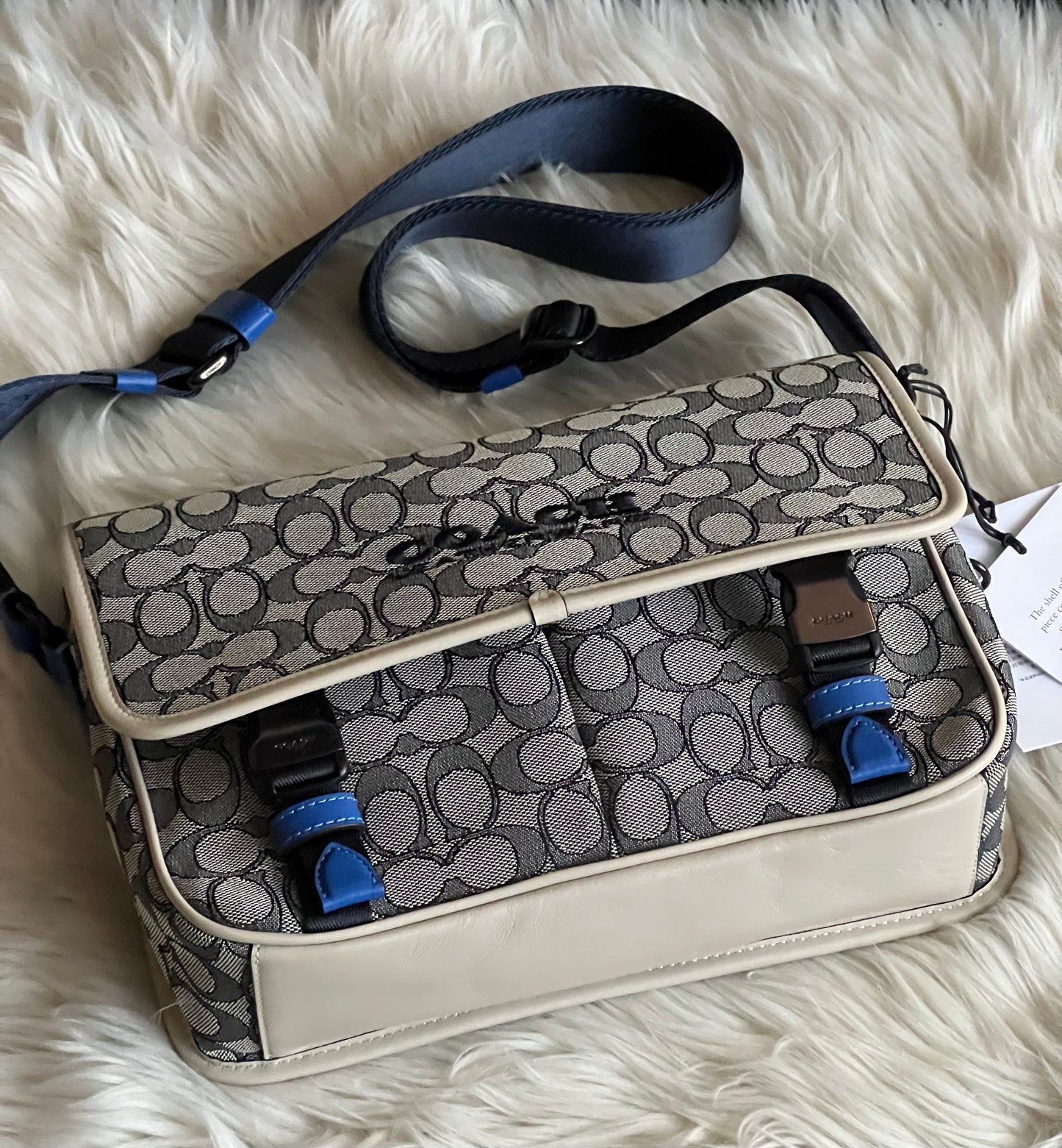 Coach League Messenger Bag in Signature