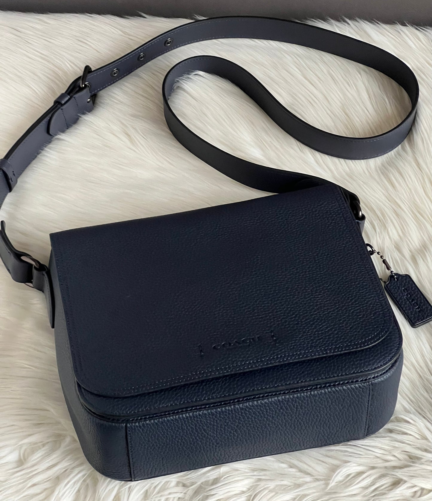 Coach Gotham Messenger 27