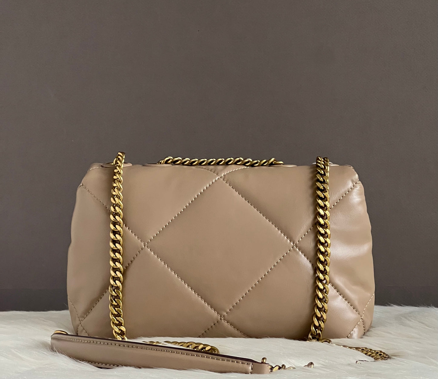Tory Burch Small Kira Diamond Quilt Convertible Shoulder Bag