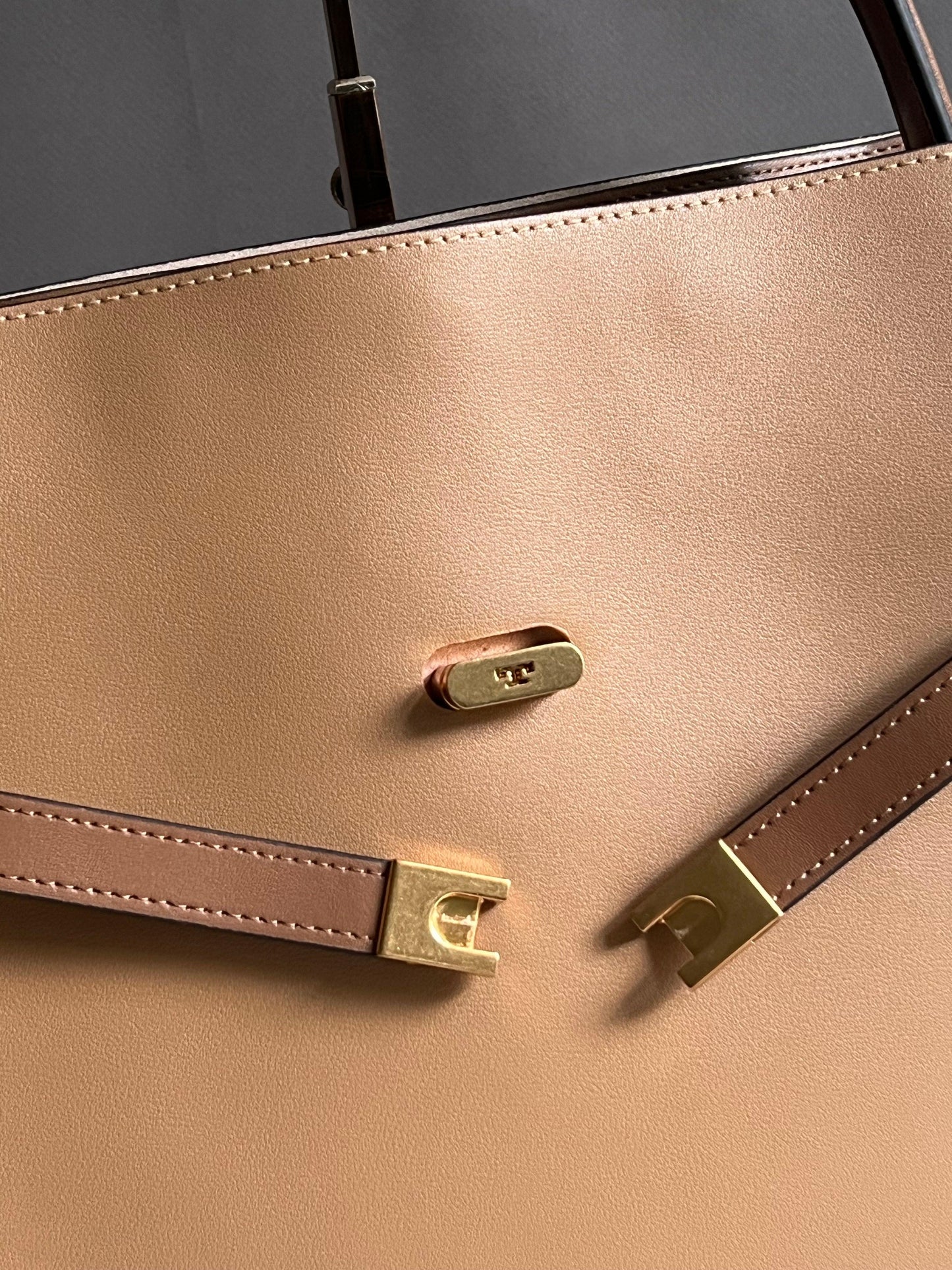 Tory Burch Lee Radziwill Double Bag