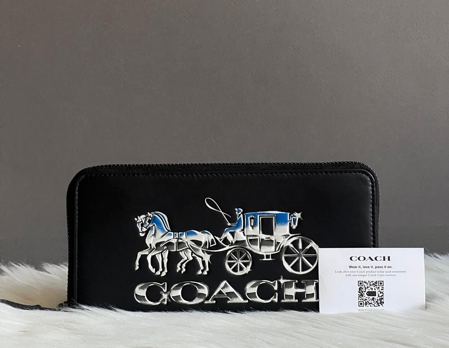 Coach Accordion Wallet with Horse and Carriage