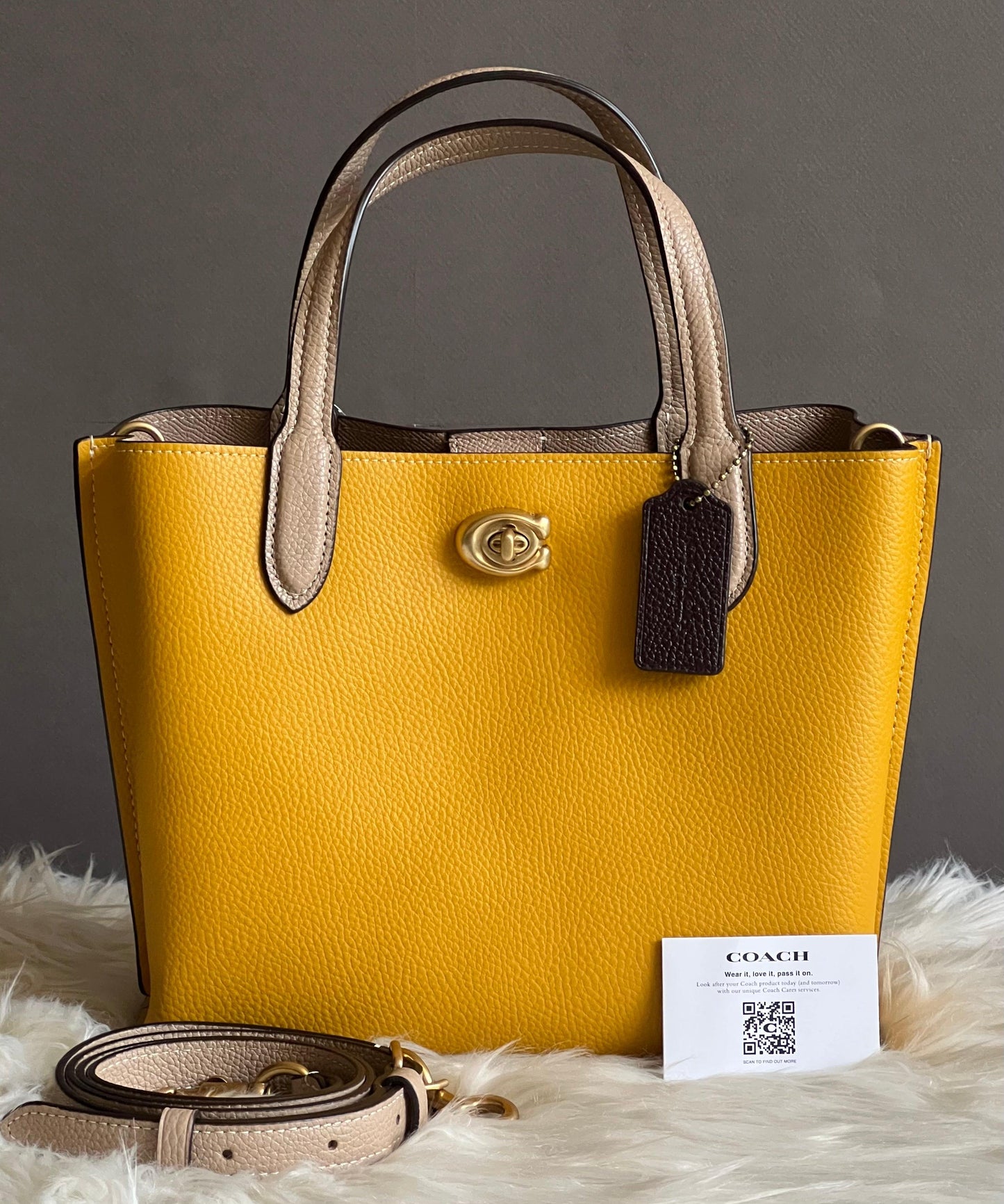 Coach Willow Tote 24 in Colorblock