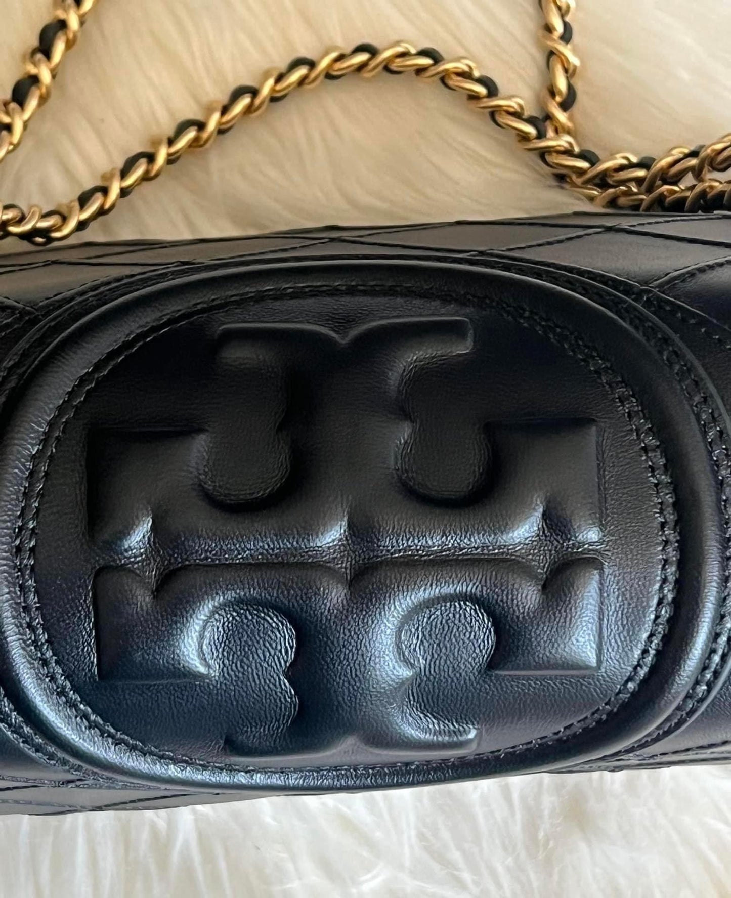 Tory Burch Fleming Soft Convertible Shoulder Bag