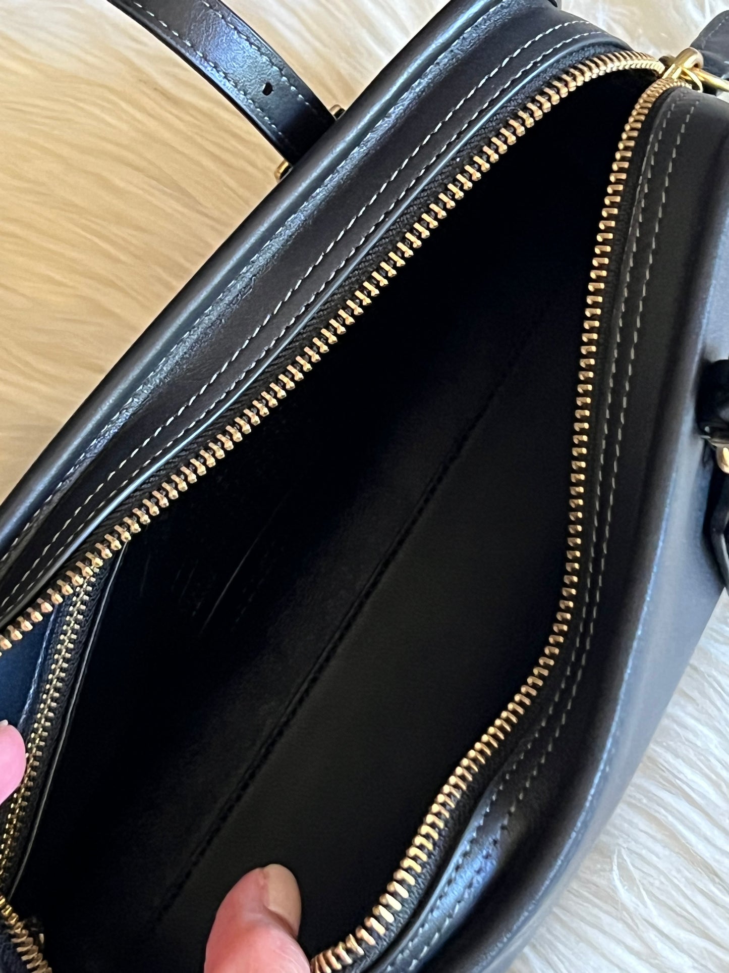 Coach Swing Zip Bag