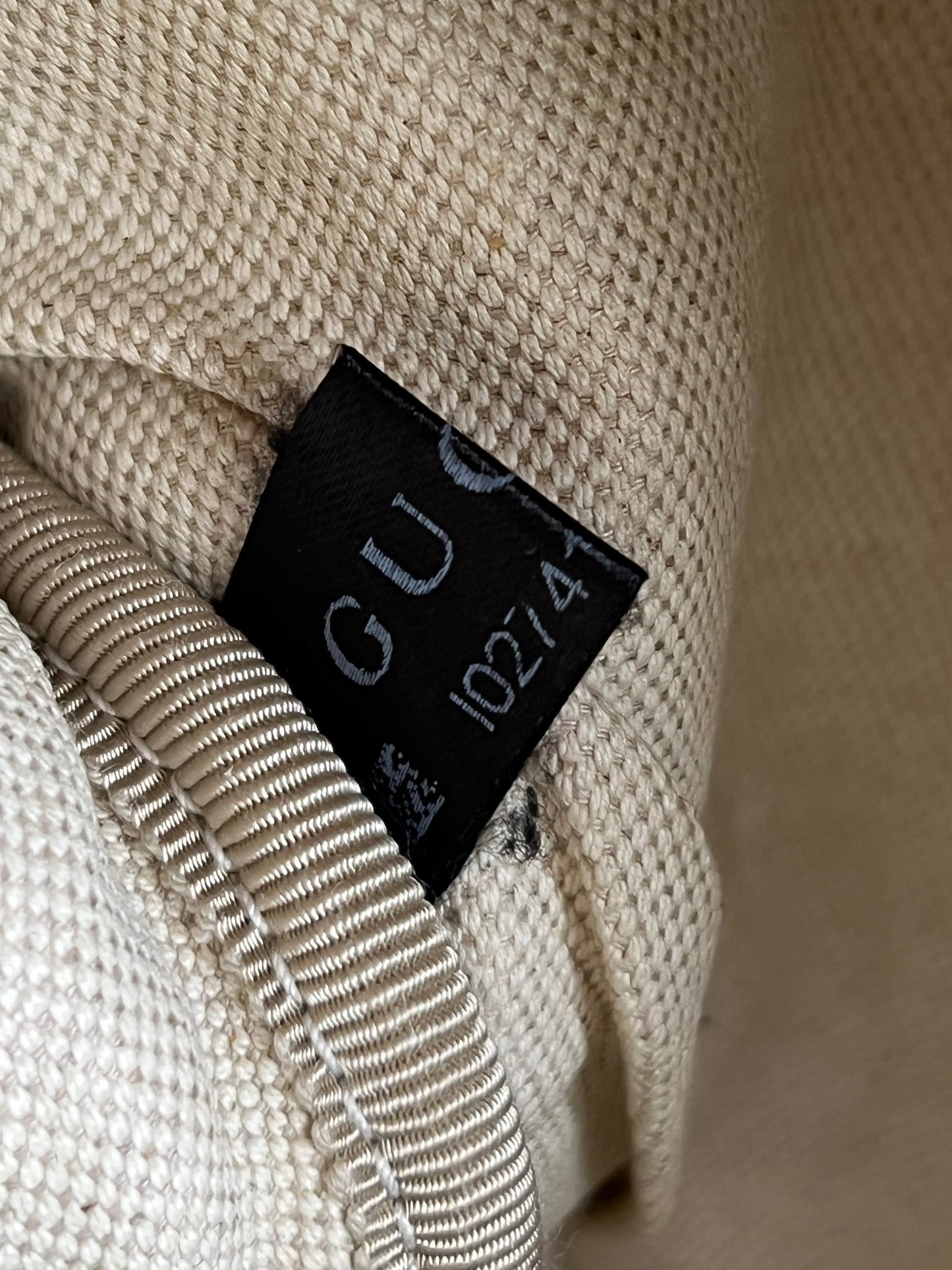 Gucci Logo Print Leather Belt Bag