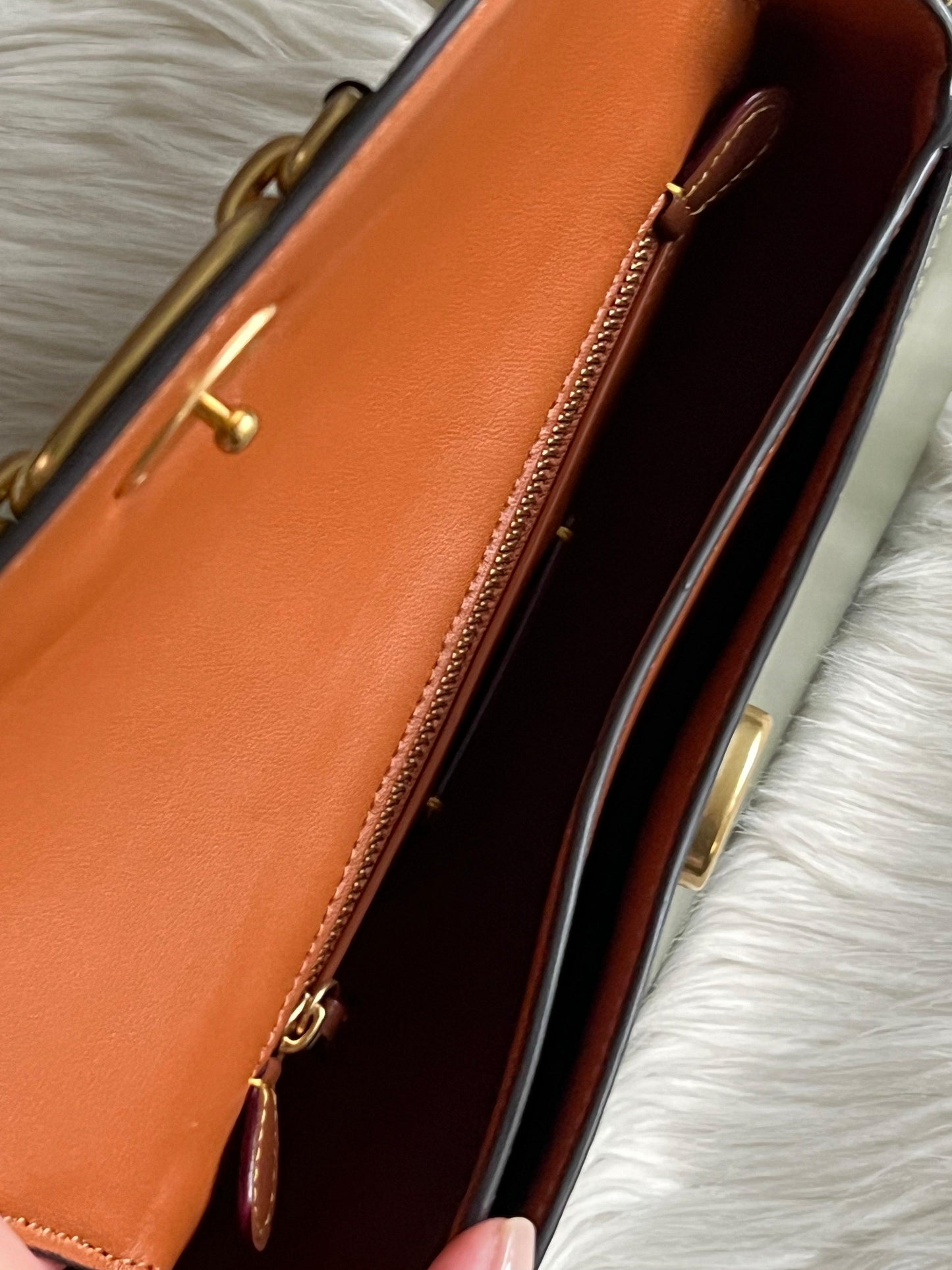 Coach Harley Shoulder Bag 23
