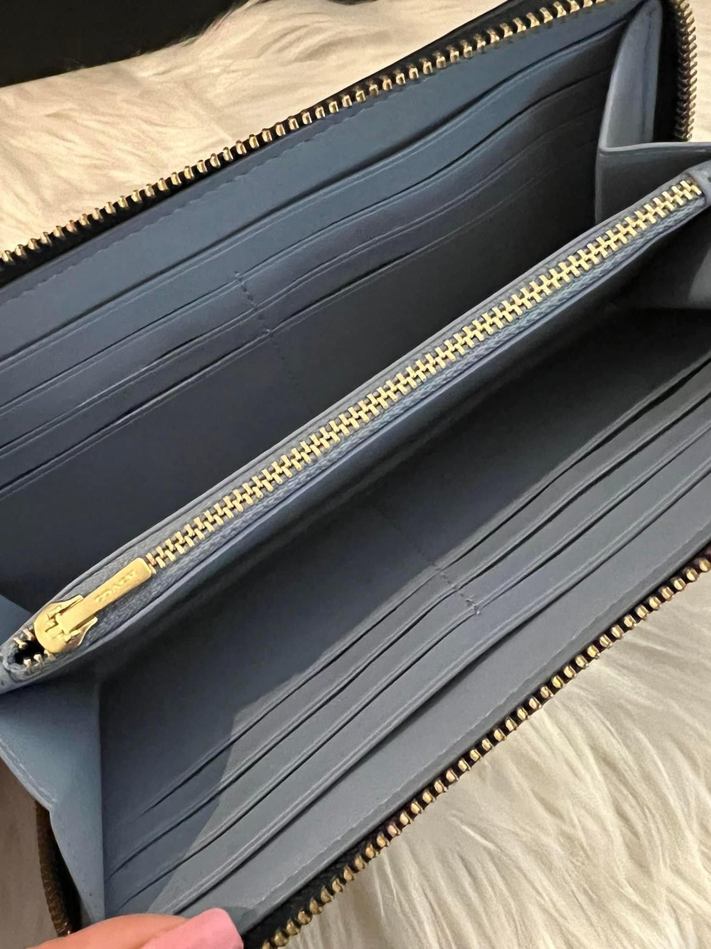 Coach Accordion Zip Wallet In Signature Denim