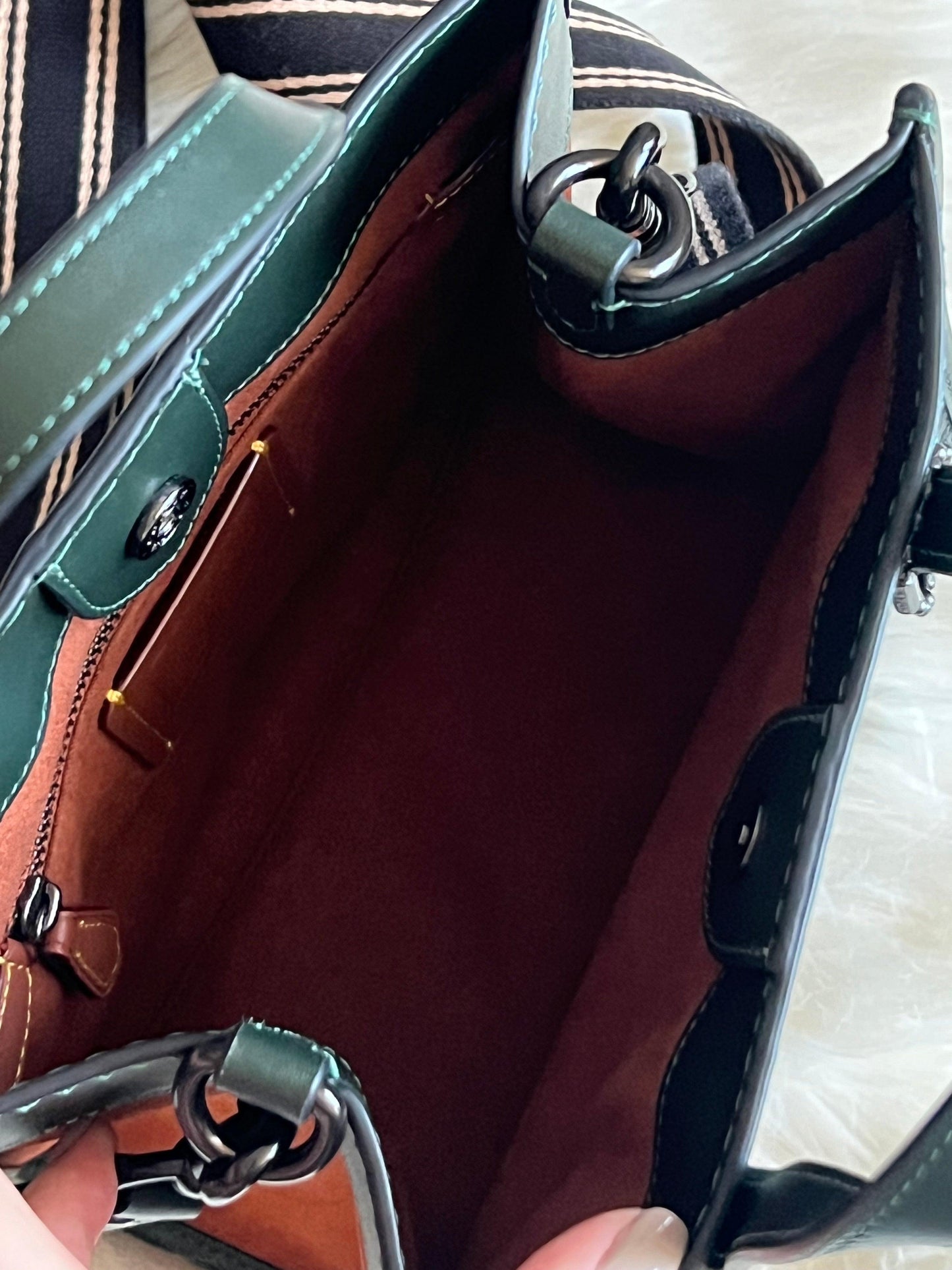 Coach Field Tote 22 with Horse and Carriage