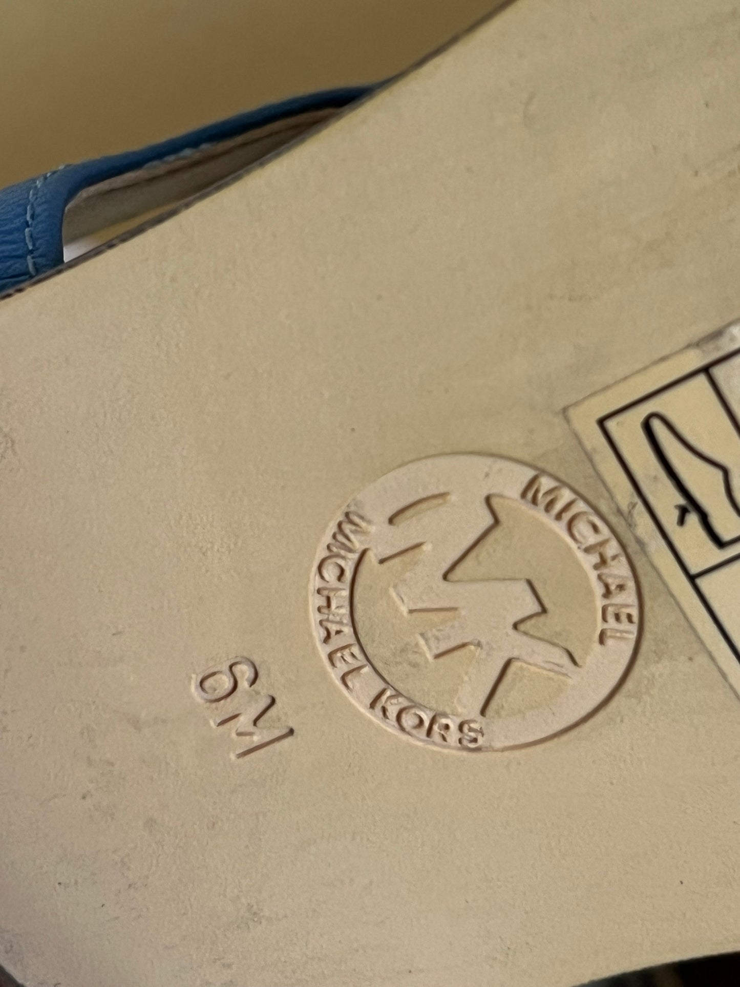 Michael Kors Logo Plate Leather Thong Sandal