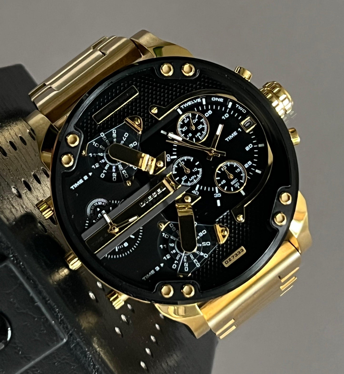 Diesel Men’s Mr. Daddy 2.0 Gold-Tone Chronograph Watch