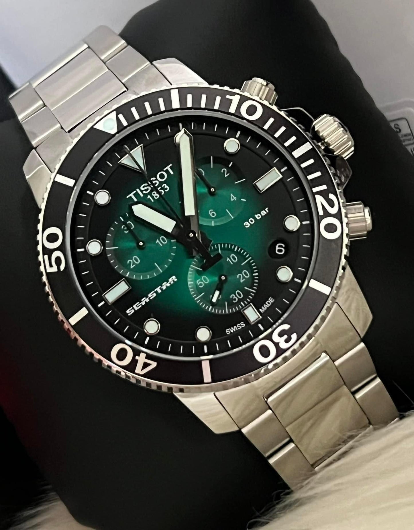 Tissot Men’s Seastar 1000 Quartz Chronograph Watch