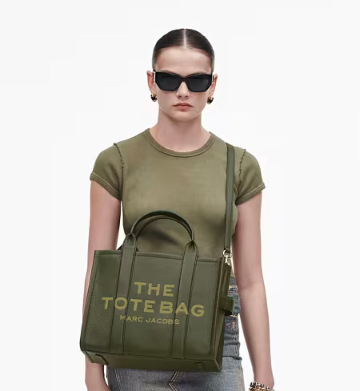 Marc Jacobs The Leather Medium Tote Bag