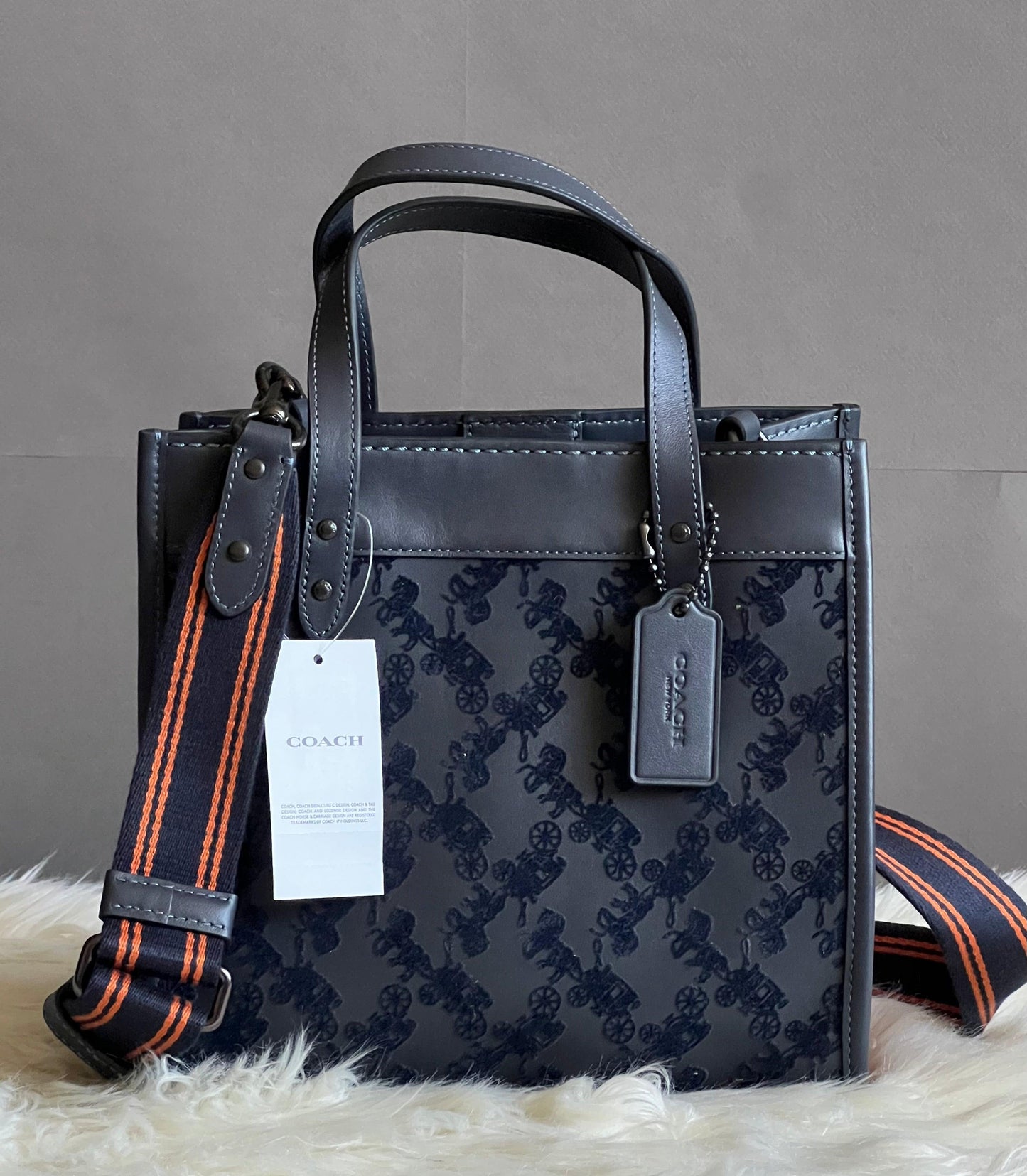 Coach Field Tote 22 with Horse and Carriage