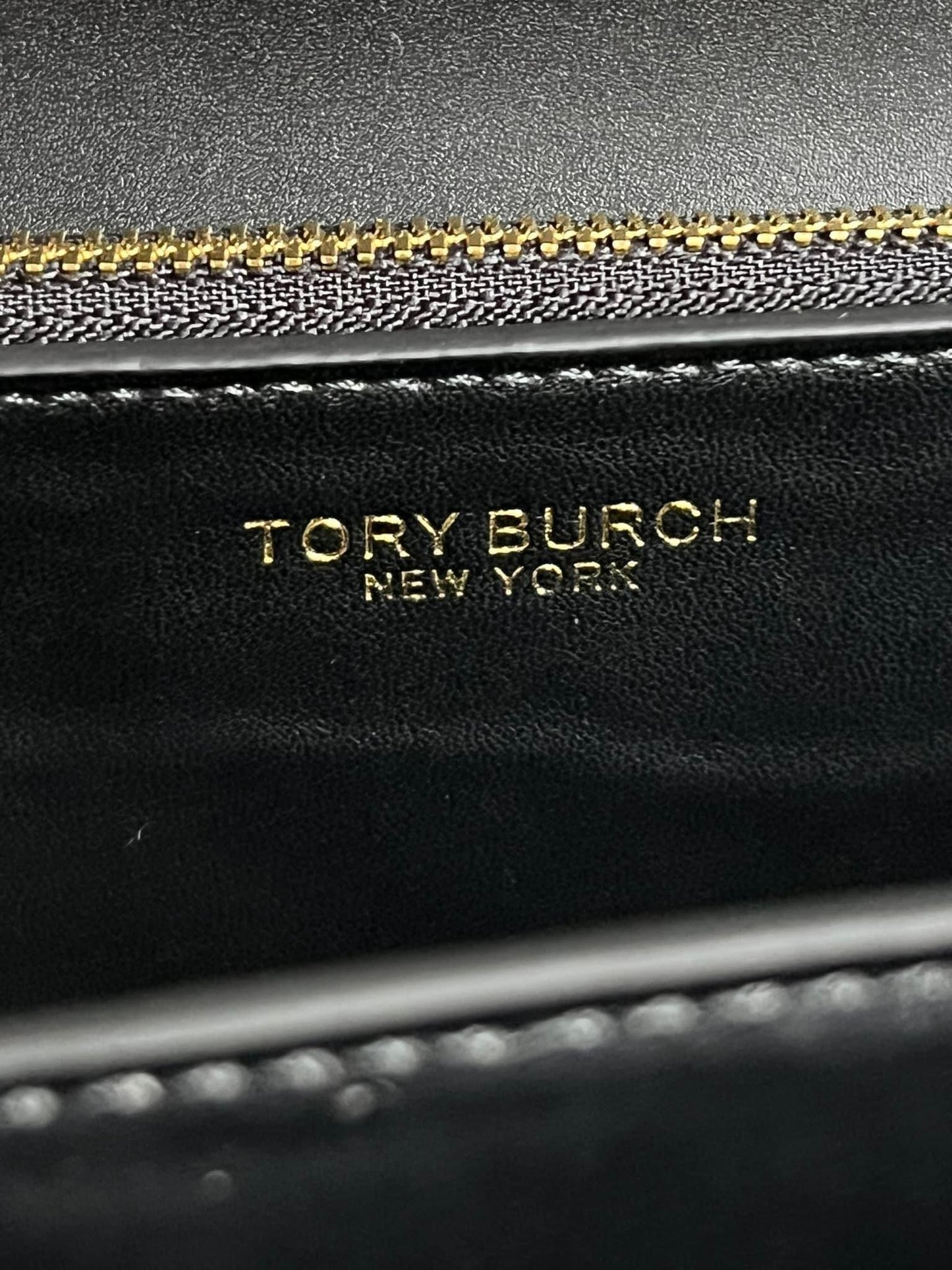 Tory Burch Eleanor Embossed Small Convertible Shoulder Bag