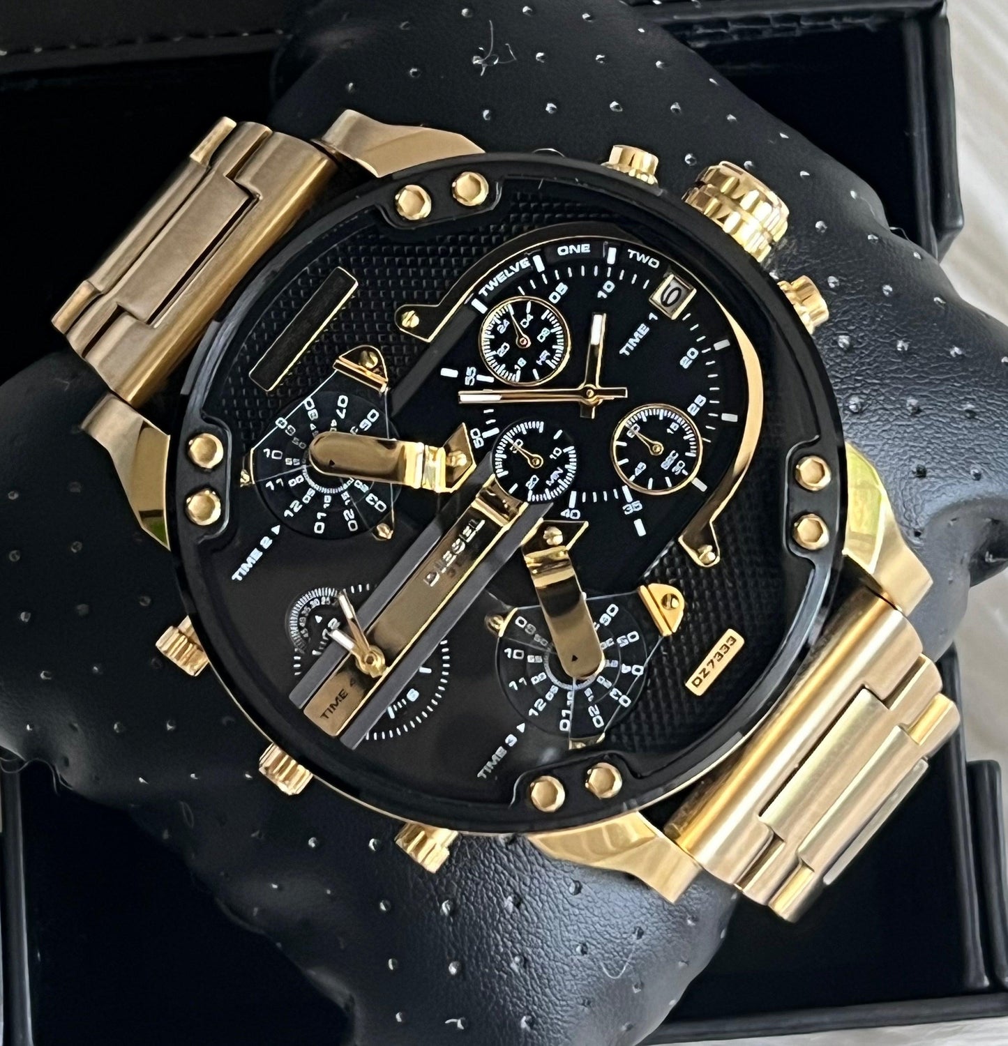 Diesel Men’s Mr. Daddy 2.0 Gold-Tone Chronograph Watch
