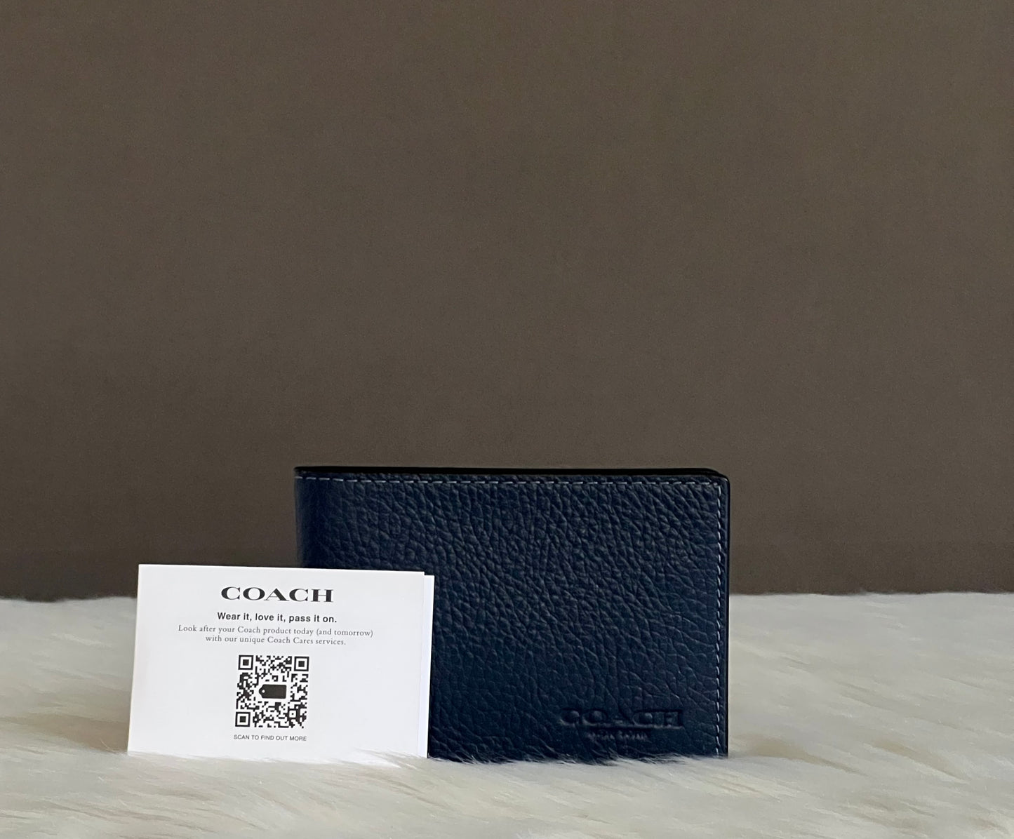 Coach Men’s Compact Billfold Wallet